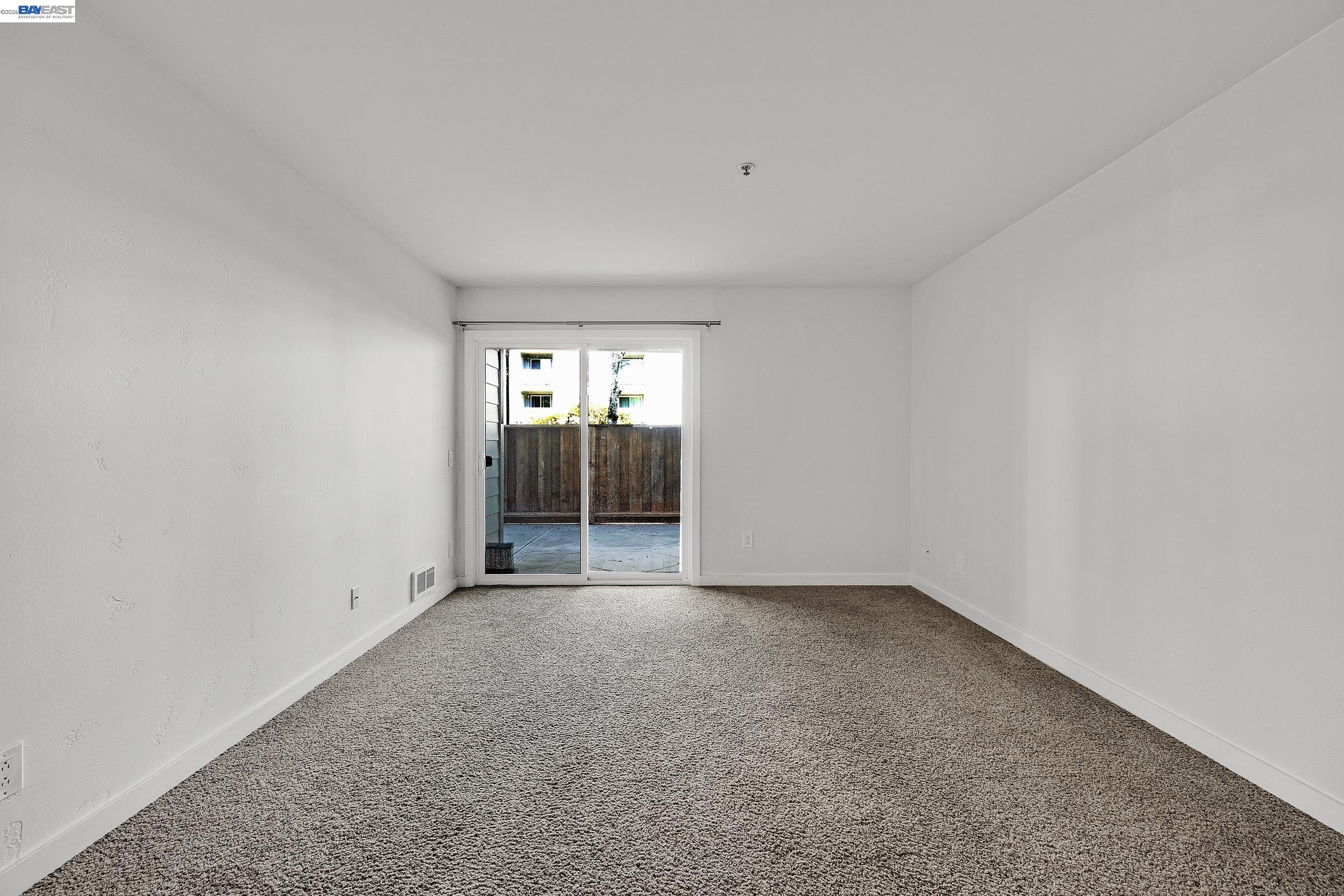 Photo #13: 41133277 Listing: Photo #13