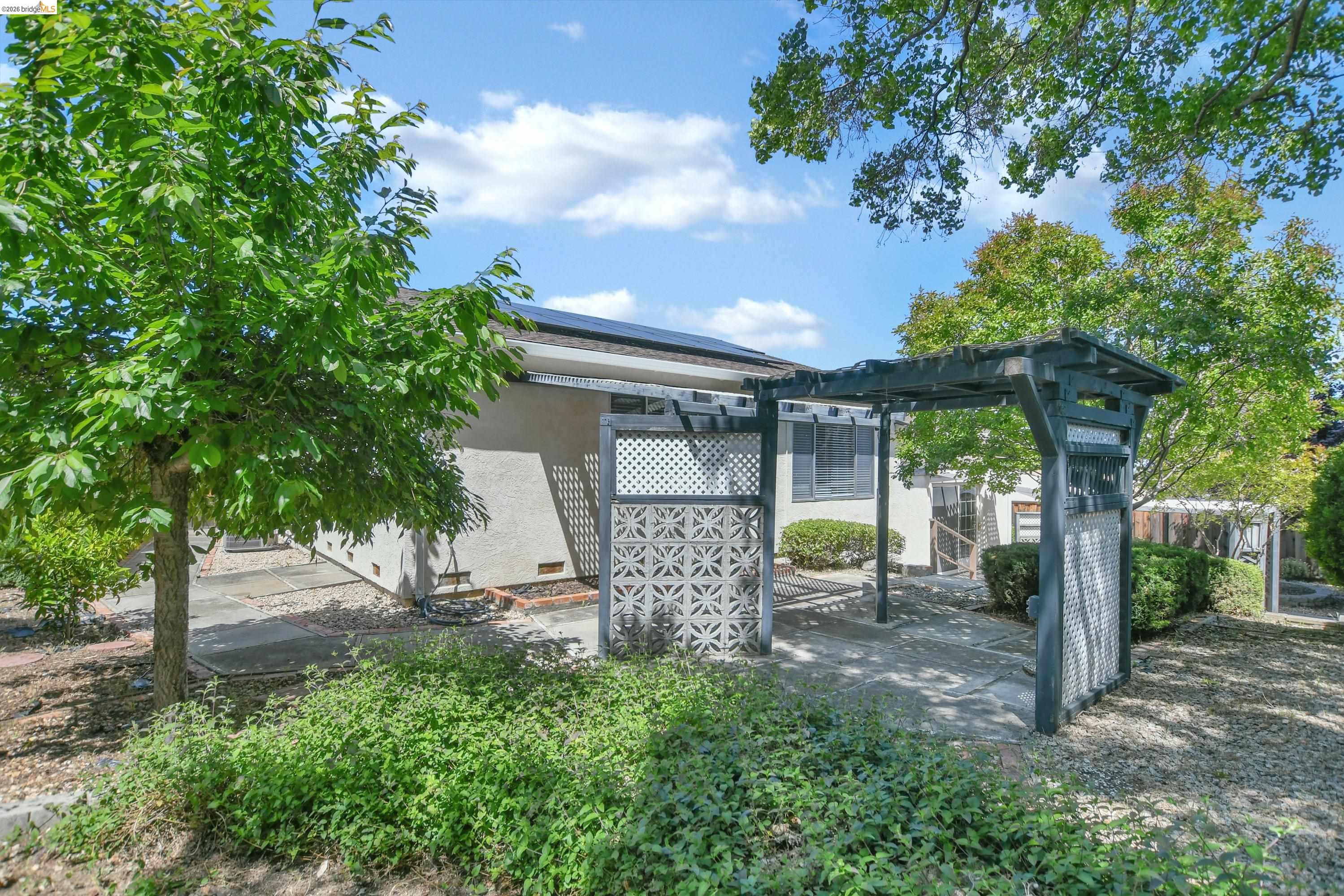 2411 Los Prados Way, Antioch CA 94509 — photo 30