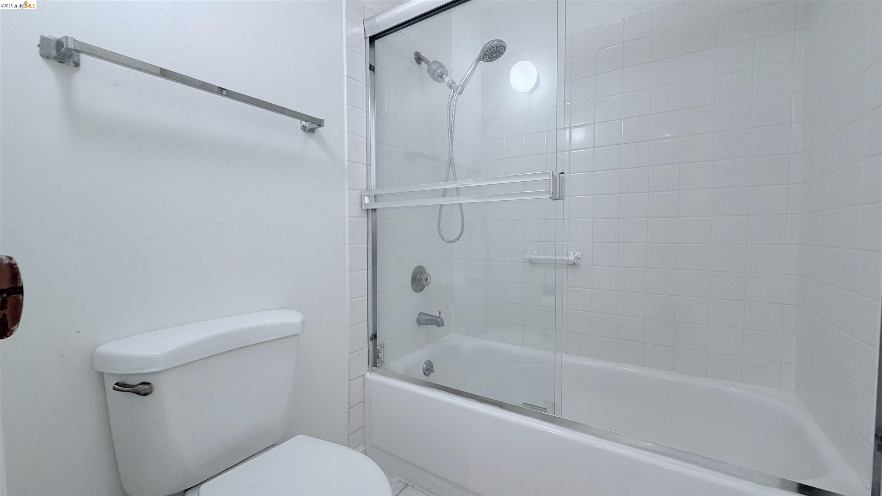 Photo #14: 41133291 Listing: Photo #14