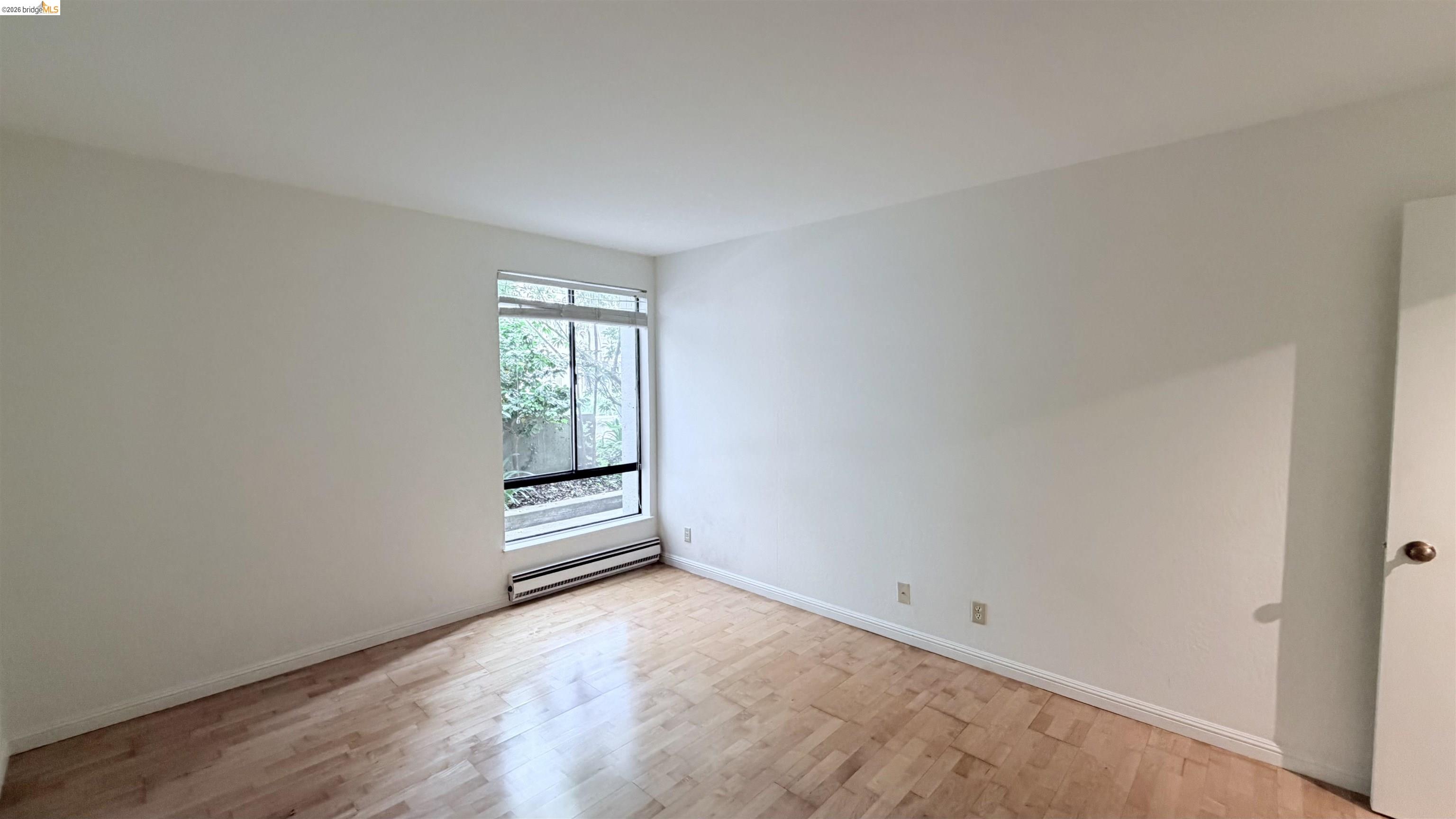 Photo #16: 41133291 Listing: Photo #16