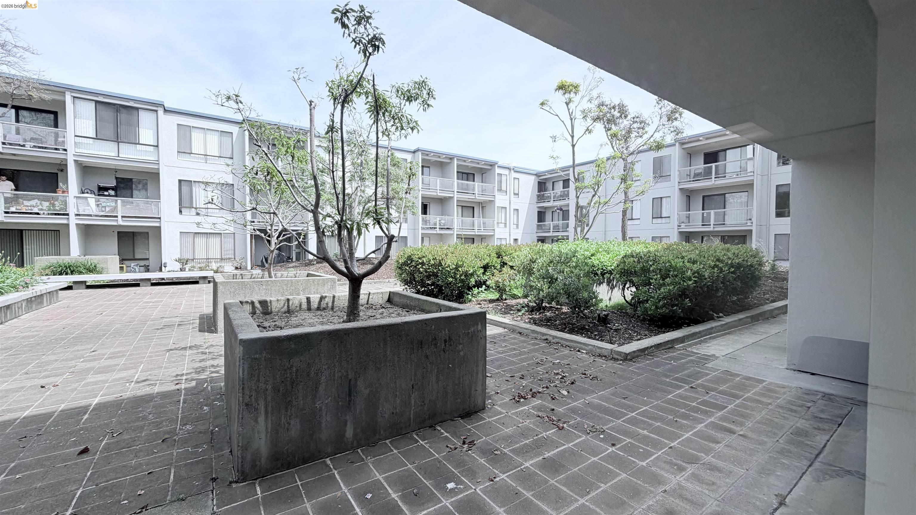 Photo #26: 41133291 Listing: Photo #26