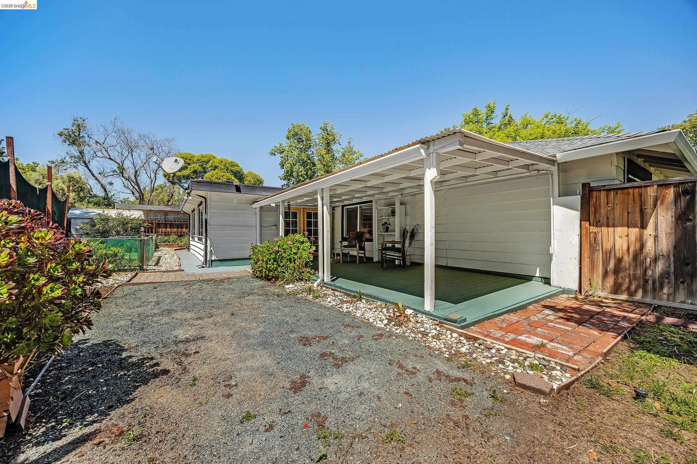 259 Gloria Dr