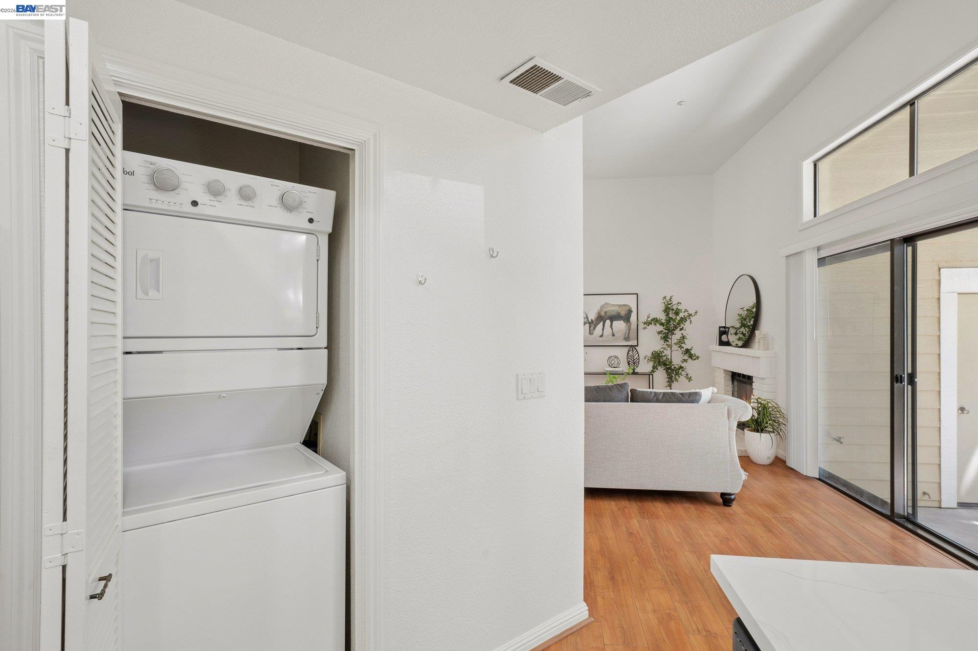 Photo #7: 41133305 Listing: Photo #7