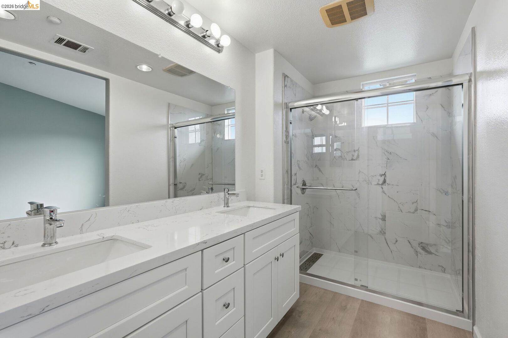 Photo #27: 41133312 Listing: Photo #27
