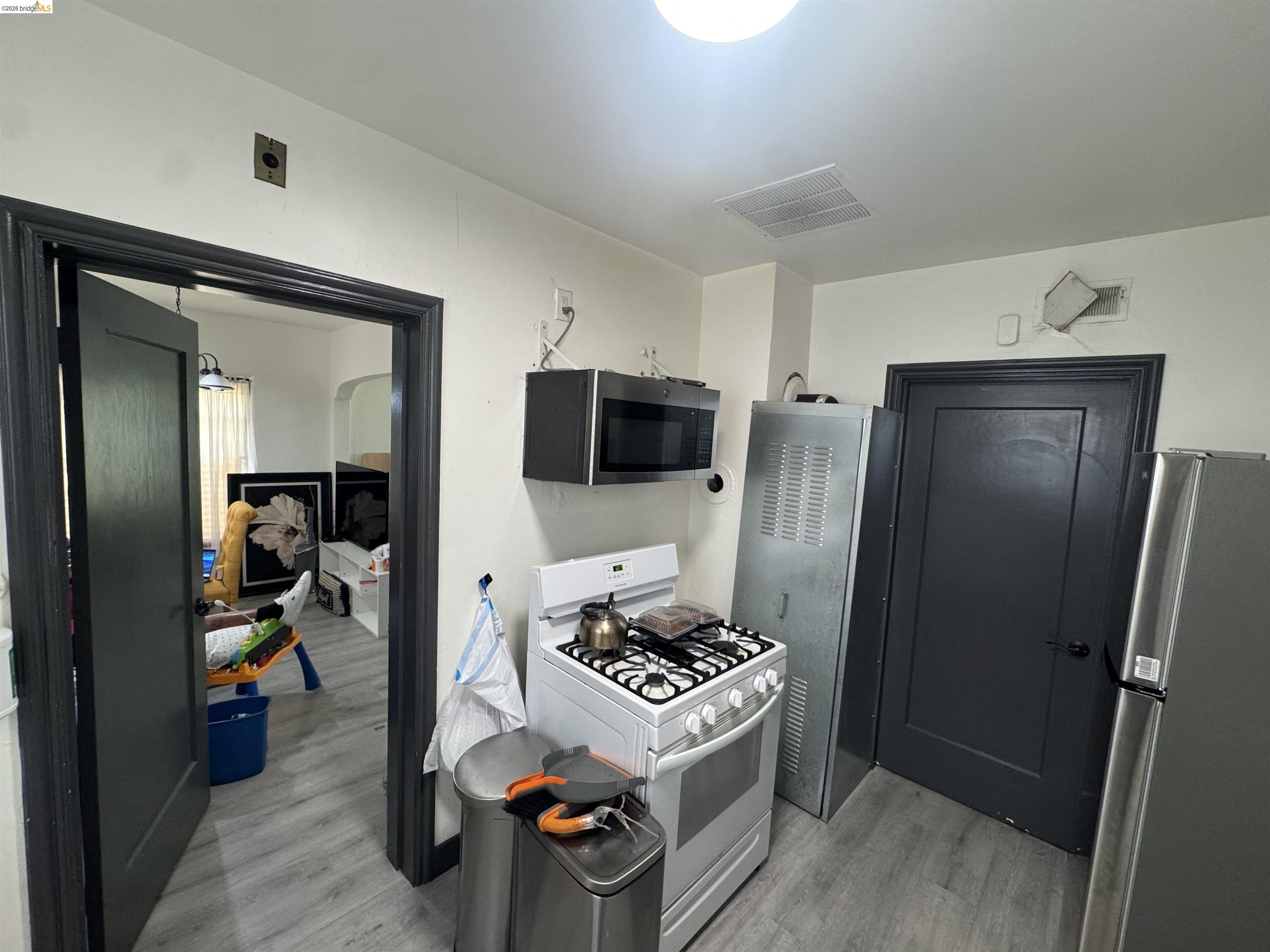 2100 5th Ave, Oakland CA 94606 — photo 17
