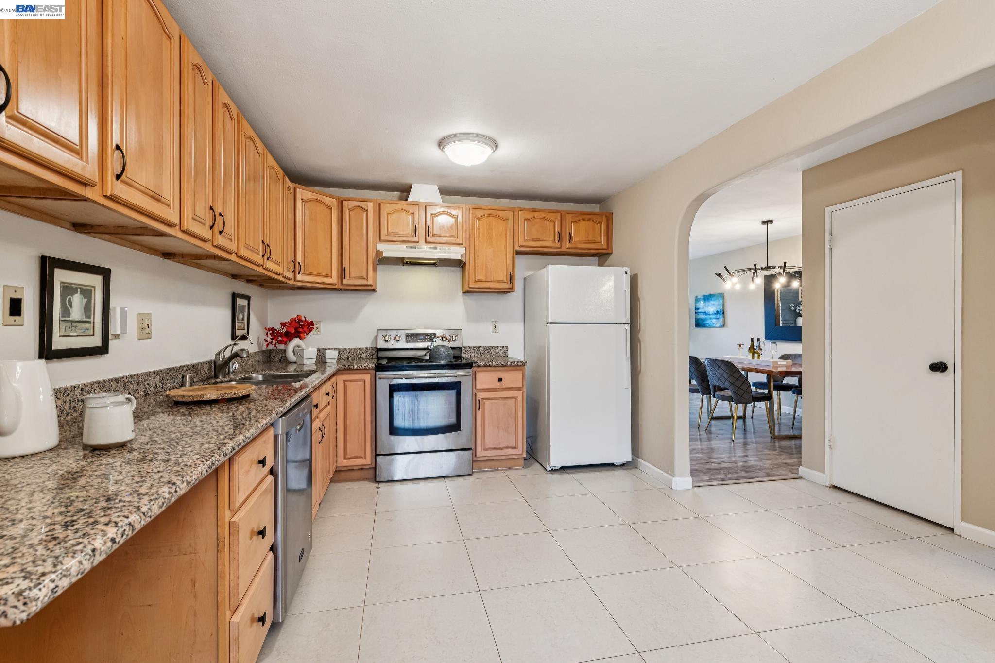 Photo #11: 41133346 Listing: Photo #11