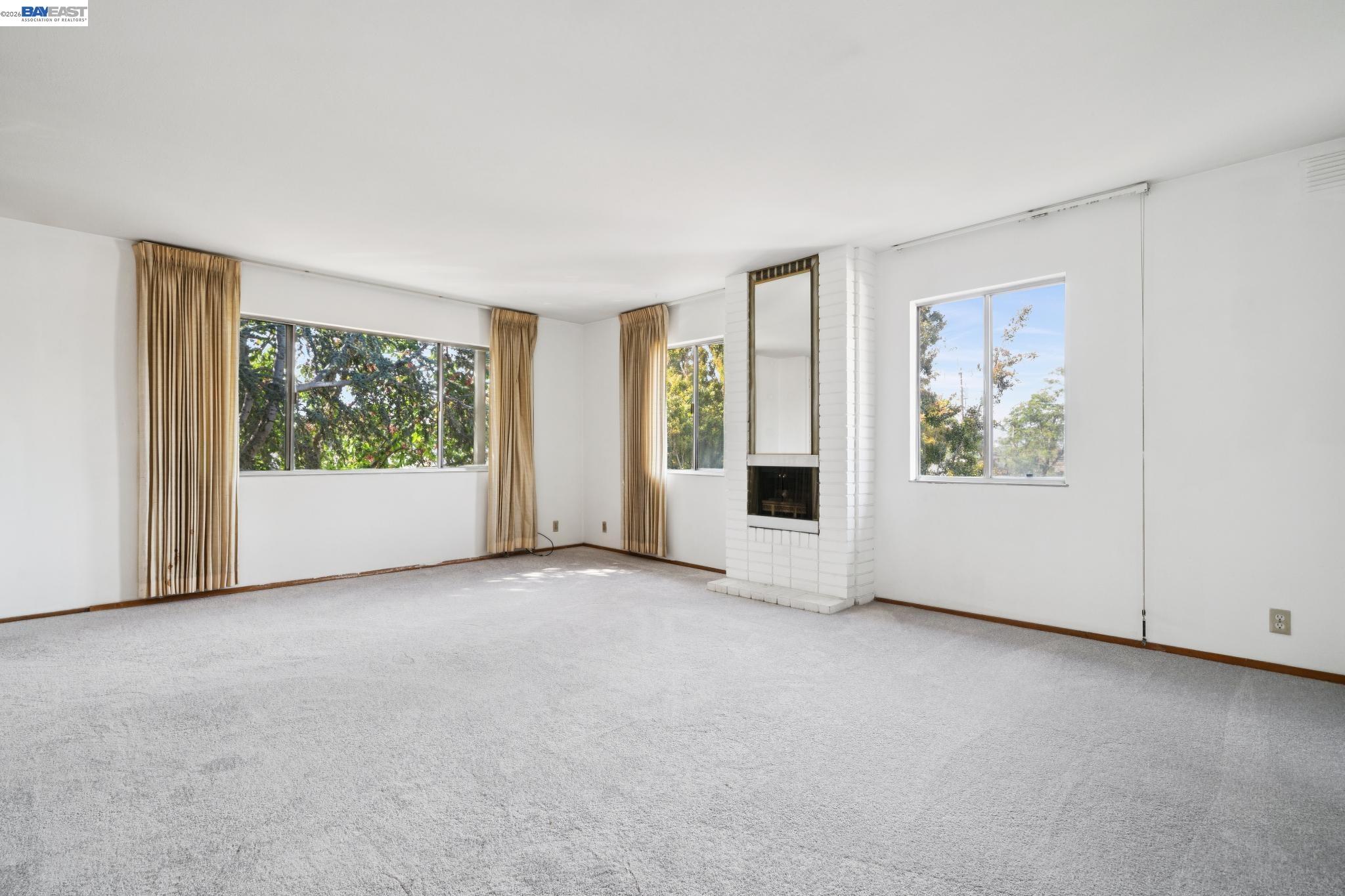 Photo #6: 41133348 Listing: Photo #6