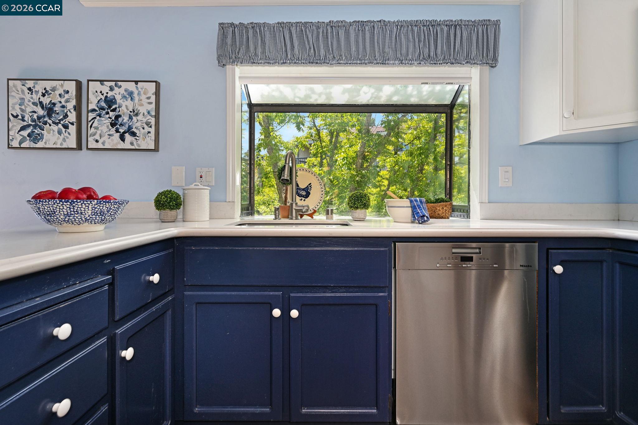 Photo #10: 41133358 Listing: Photo #10