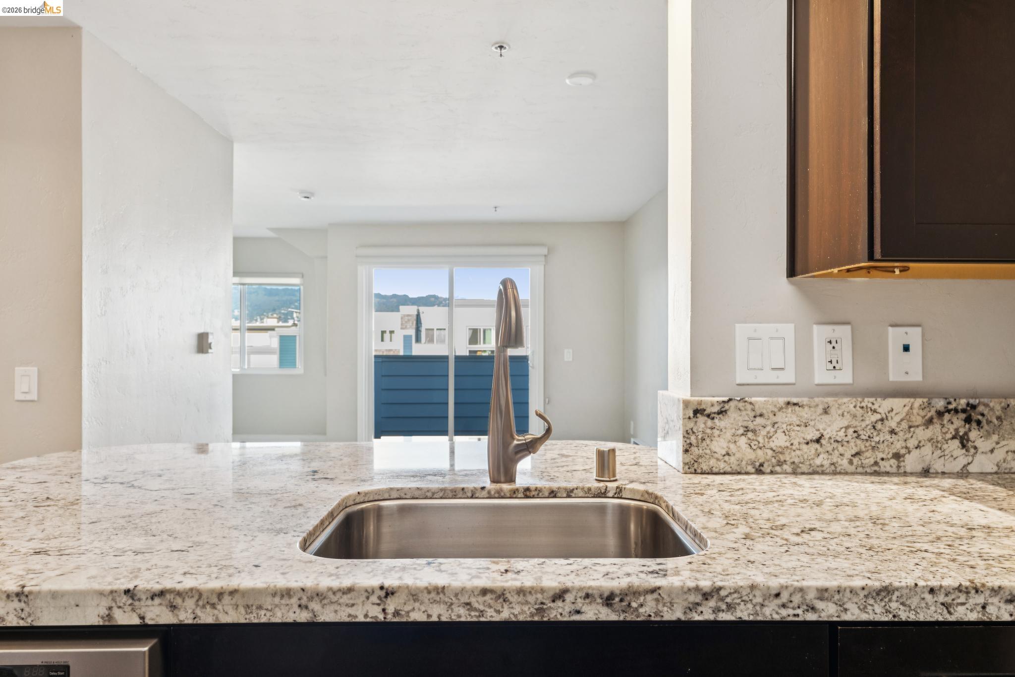 Photo #12: 41133362 Listing: Photo #12