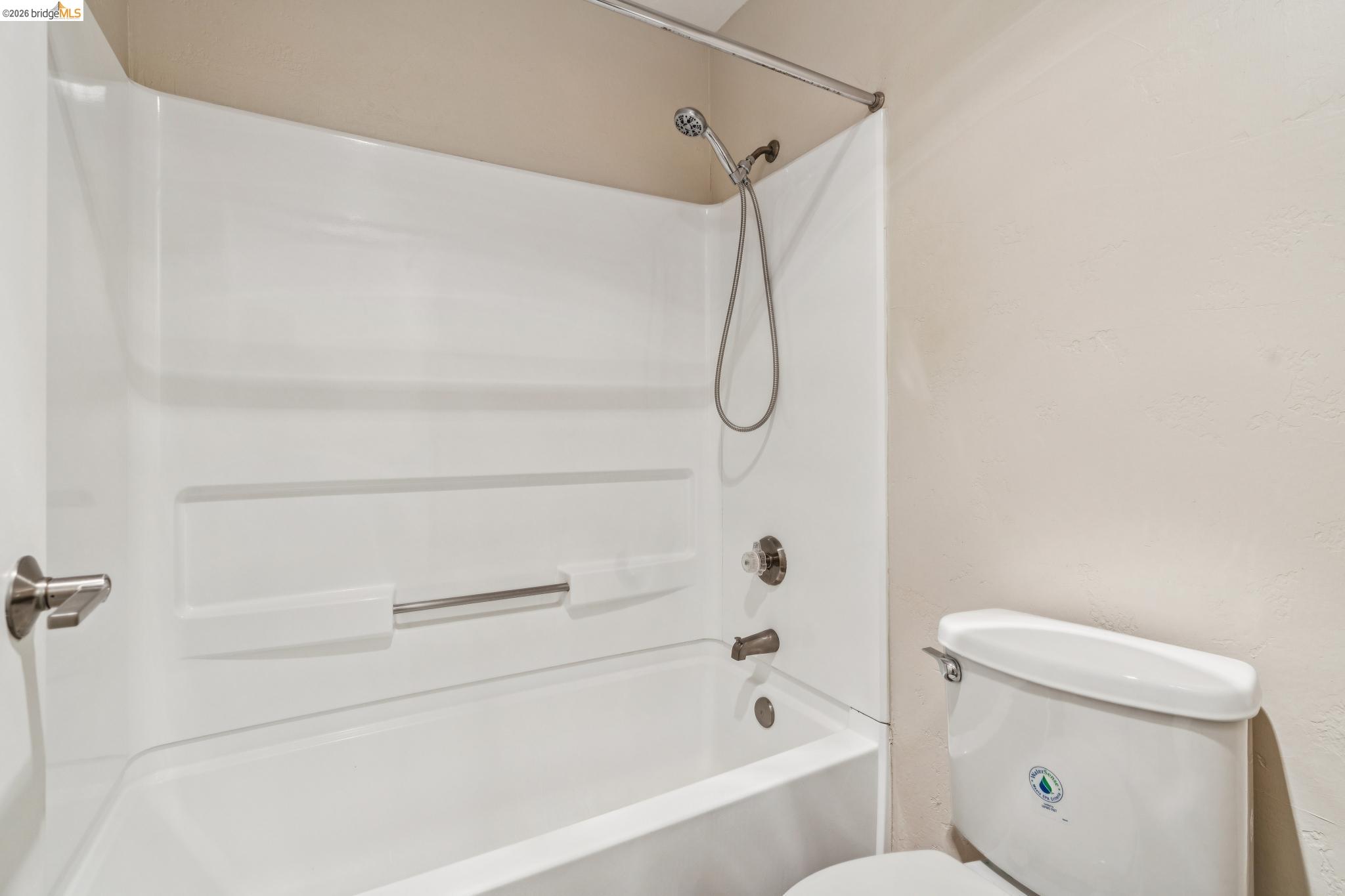 Photo #28: 41133362 Listing: Photo #28