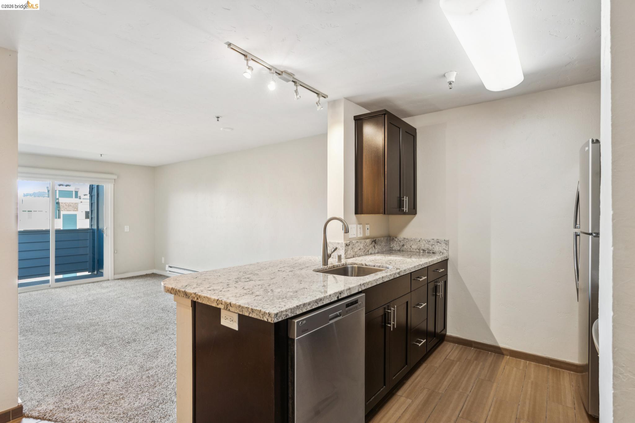 Photo #7: 41133362 Listing: Photo #7