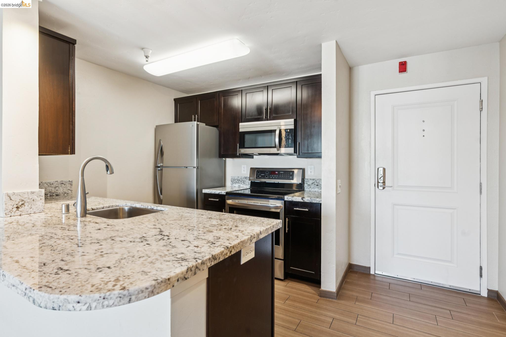 Photo #9: 41133362 Listing: Photo #9