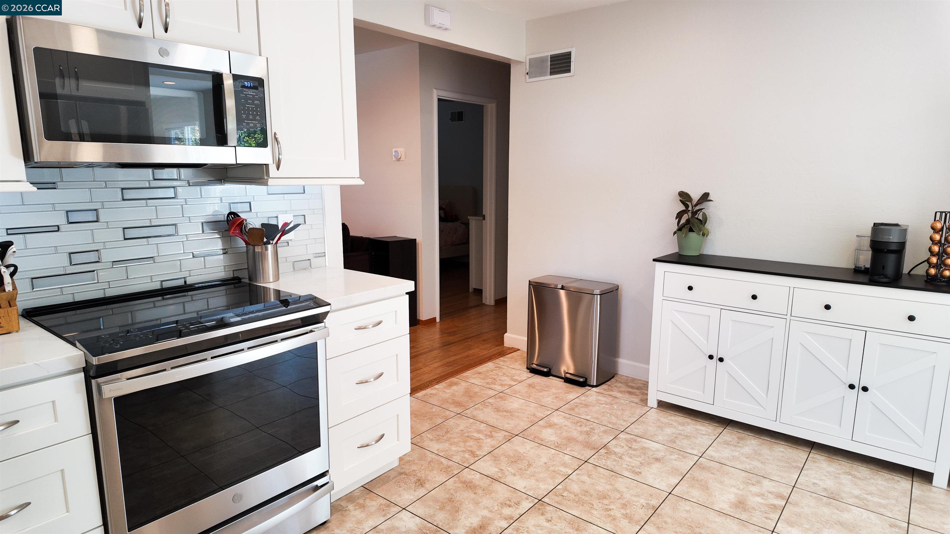 926 Sassel Avenue, Concord CA 94518 — photo 10