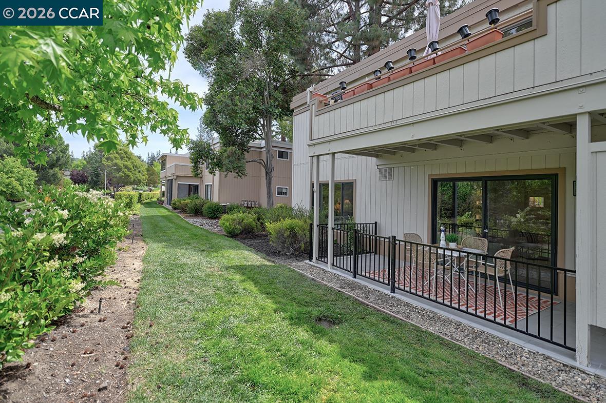 Photo #8: 41133370 Listing: Photo #8