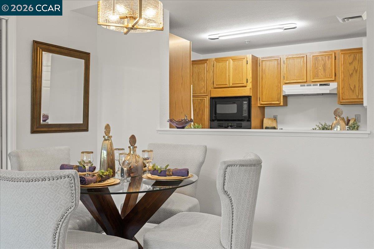 Photo #17: 41133372 Listing: Photo #17