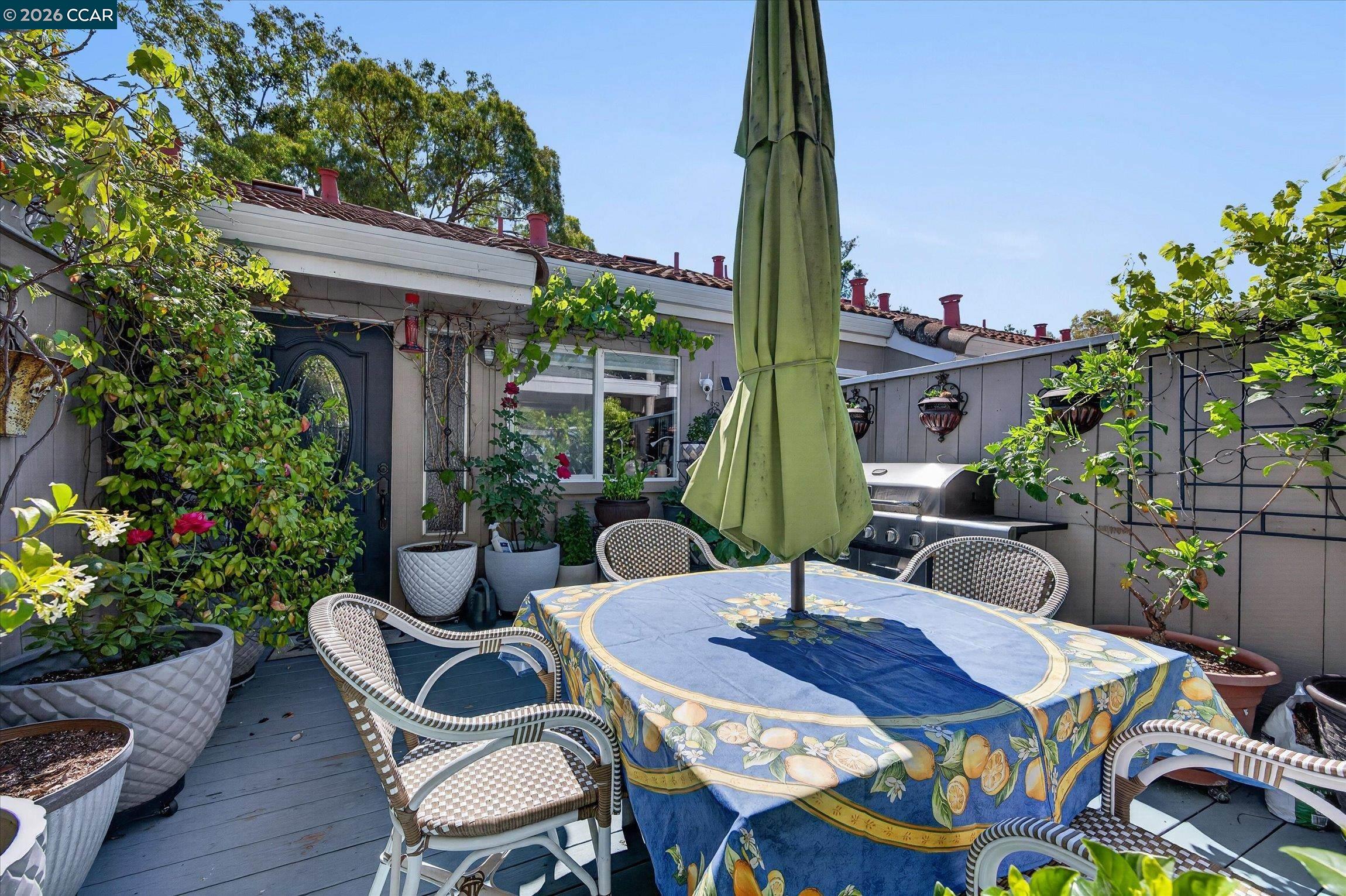 Photo #1: 41133374 Listing: Photo #1
