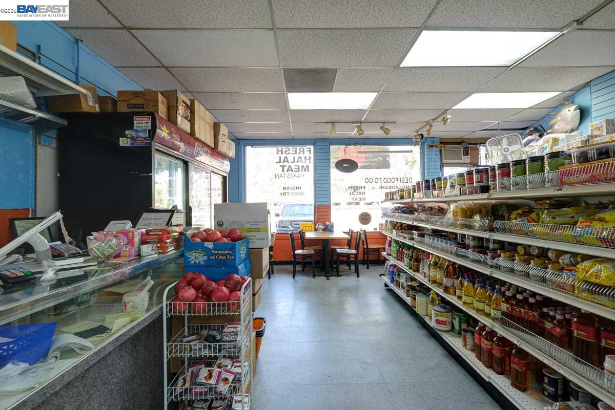 34595 Alvarado-Niles Rd, Union City CA 94587 — photo 13
