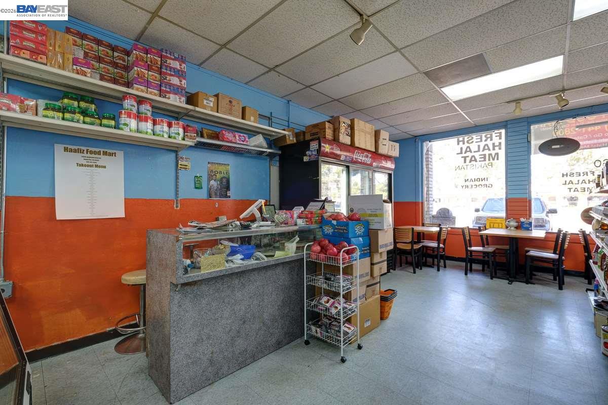 34595 Alvarado-Niles Rd, Union City CA 94587 — photo 14