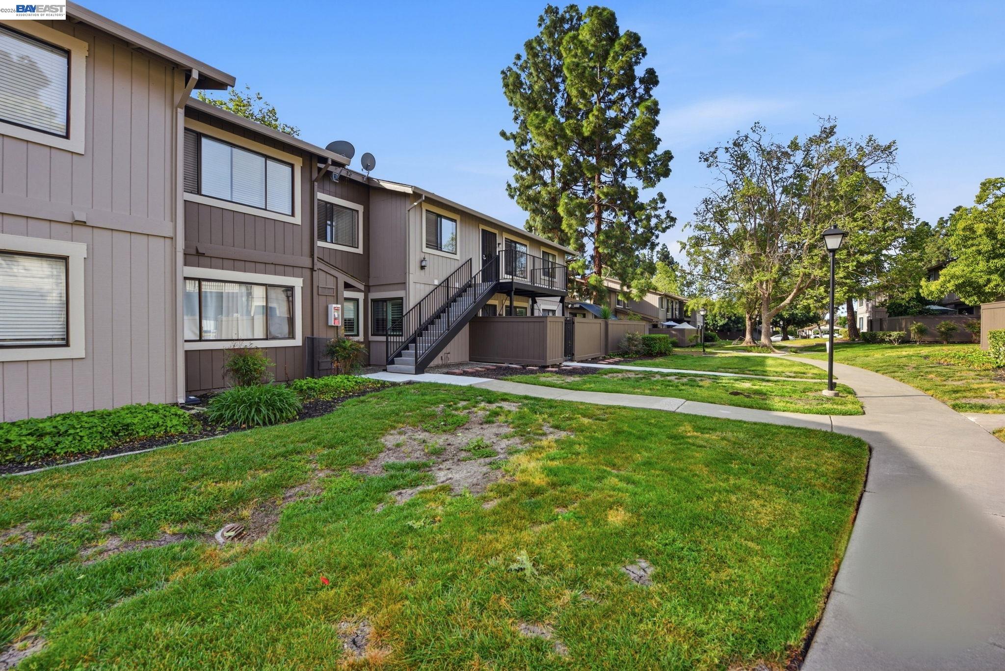 Photo #2: 41133381 Listing: Photo #2