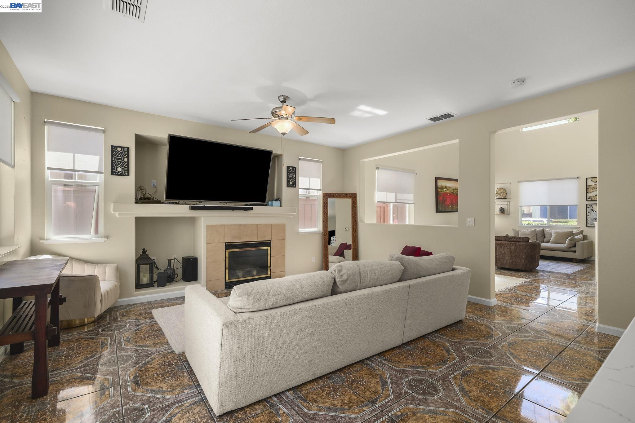 687 Rockspray Circle, Pittsburg CA 94565 — photo 7