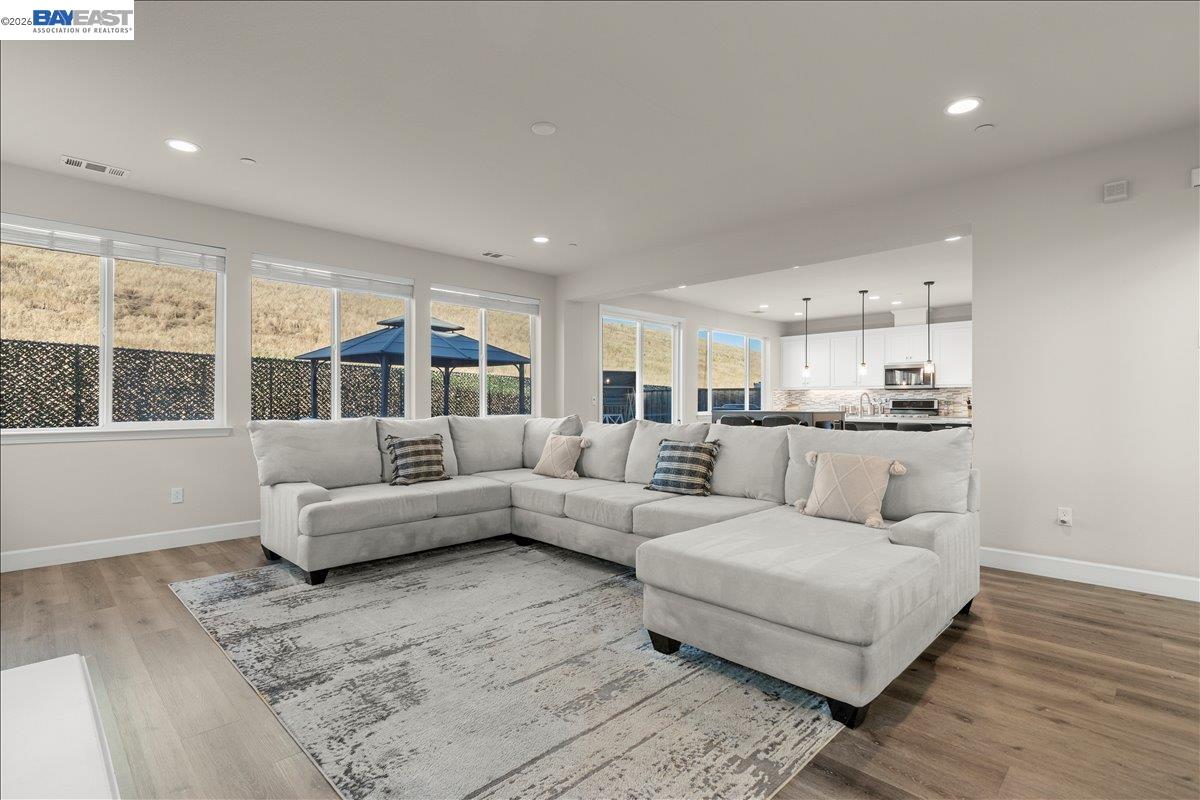5341 Promontory Way, Antioch CA 94531 — photo 9