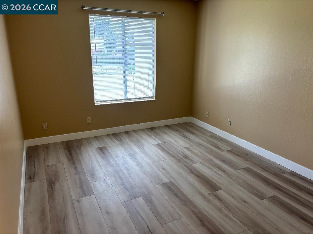 Photo #11: 41133386 Listing: Photo #11
