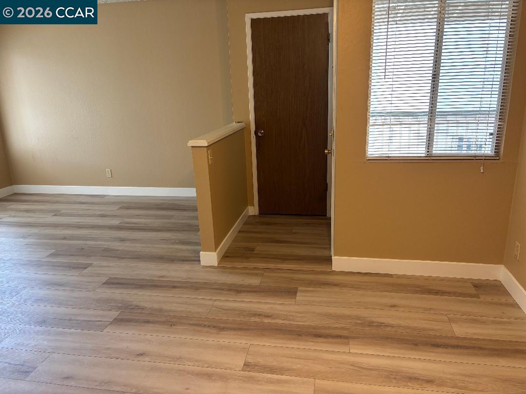 Photo #5: 41133386 Listing: Photo #5