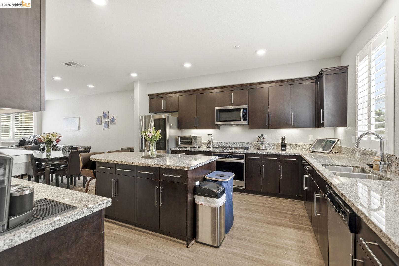 Photo #11: 41133388 Listing: Photo #11