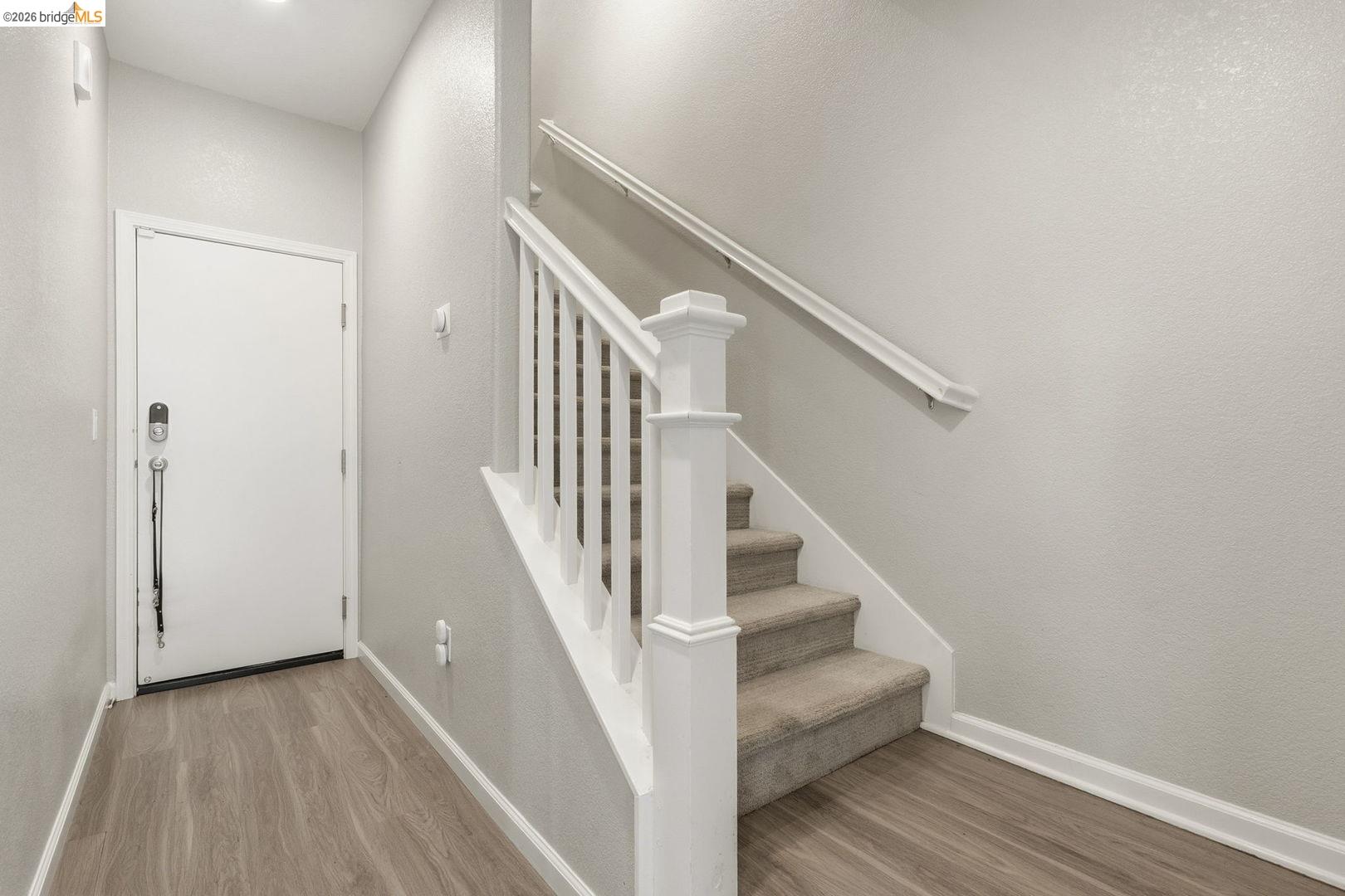 Photo #3: 41133388 Listing: Photo #3