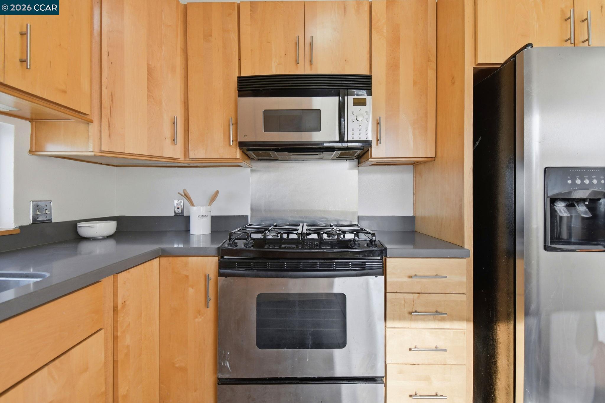 Photo #6: 41133389 Listing: Photo #6