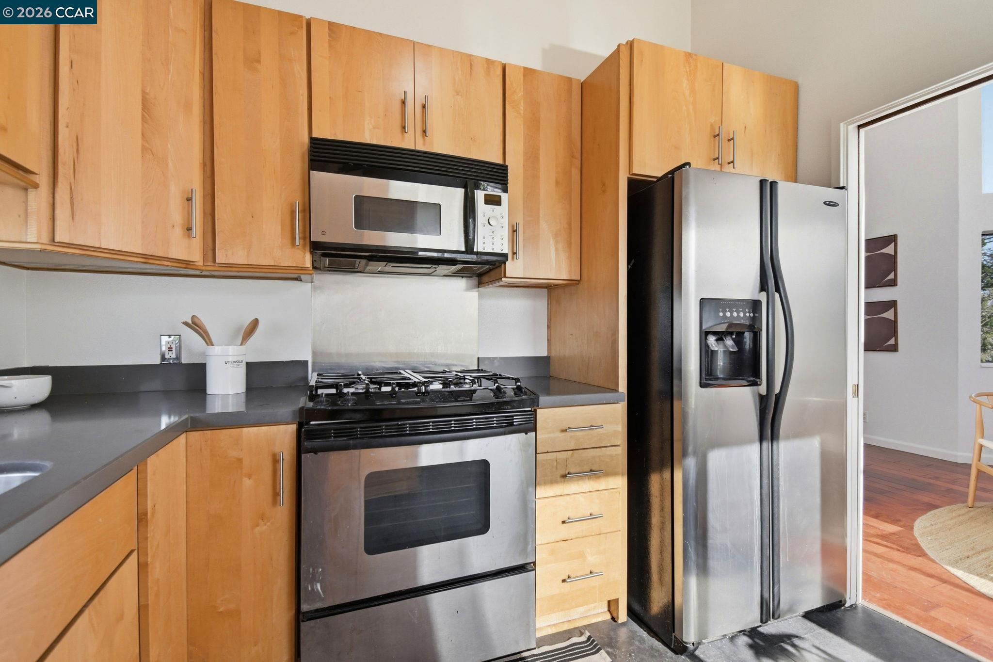 Photo #8: 41133389 Listing: Photo #8