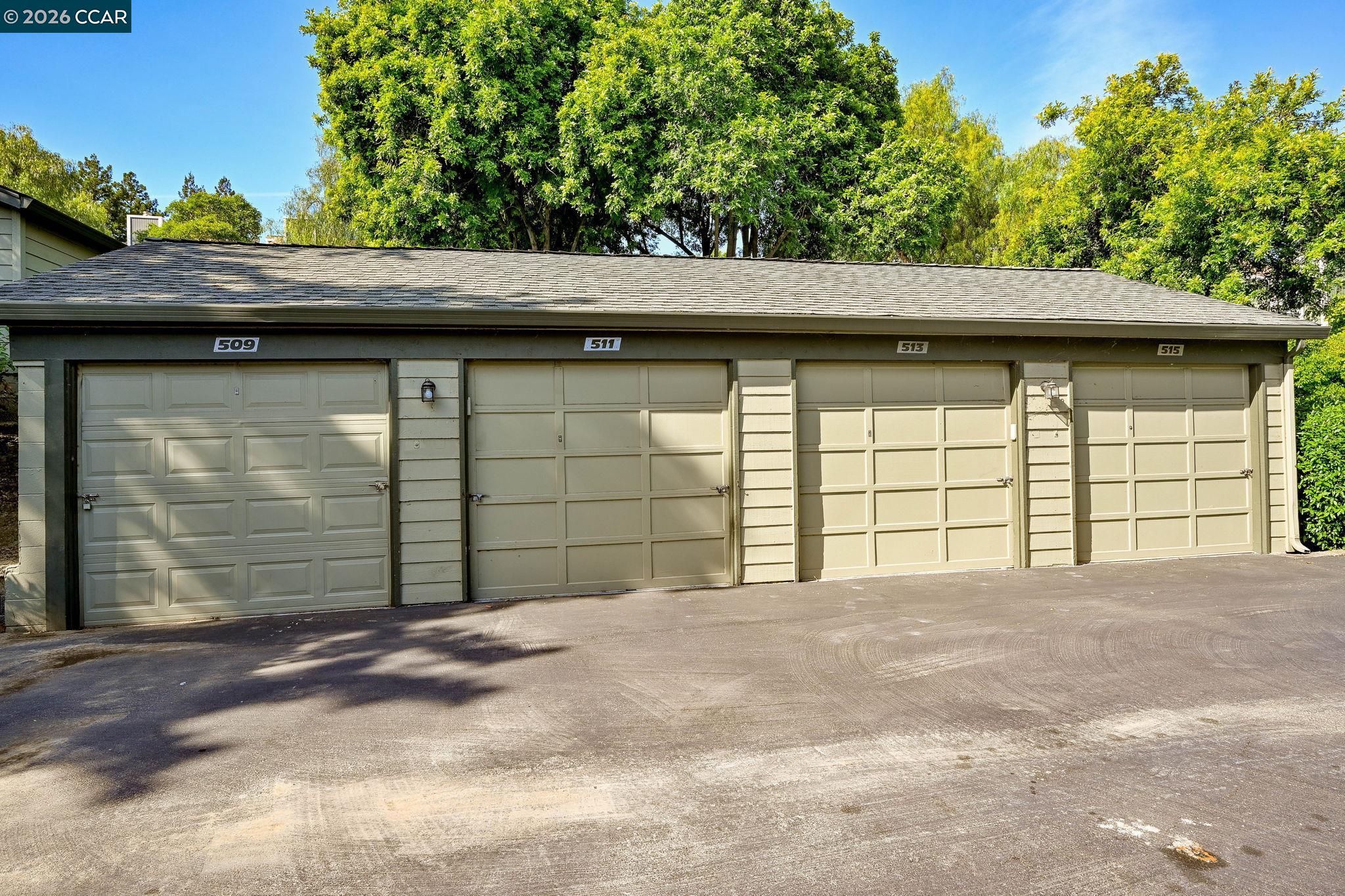 Photo #26: 41133403 Listing: Photo #26