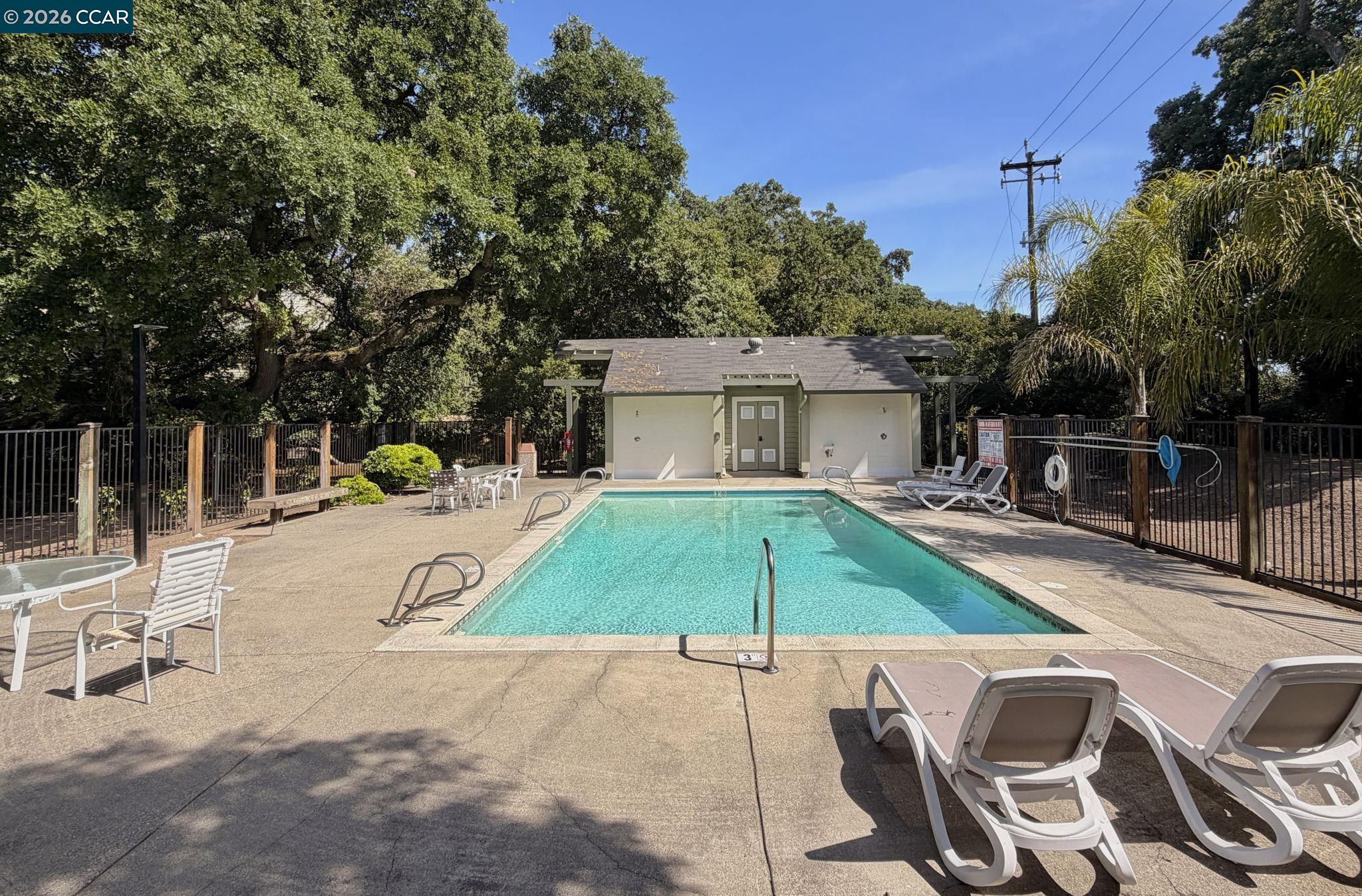 Photo #29: 41133403 Listing: Photo #29