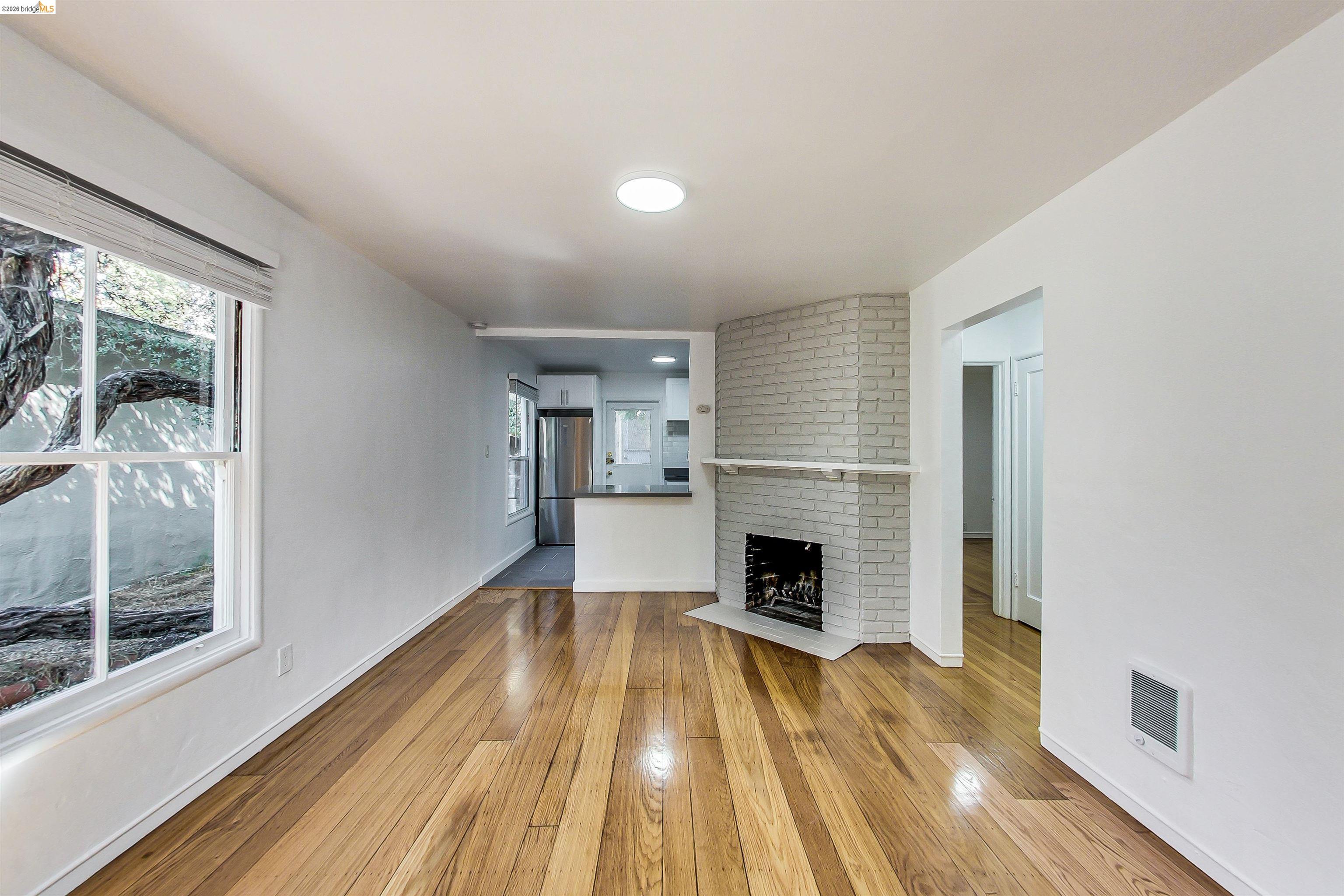 Photo #14: 41133421 Listing: Photo #14