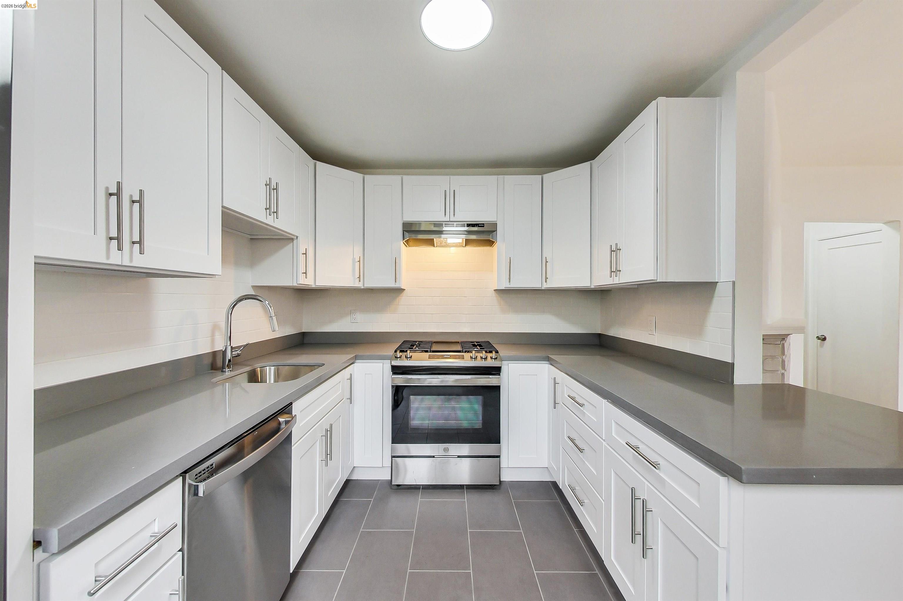 Photo #22: 41133421 Listing: Photo #22
