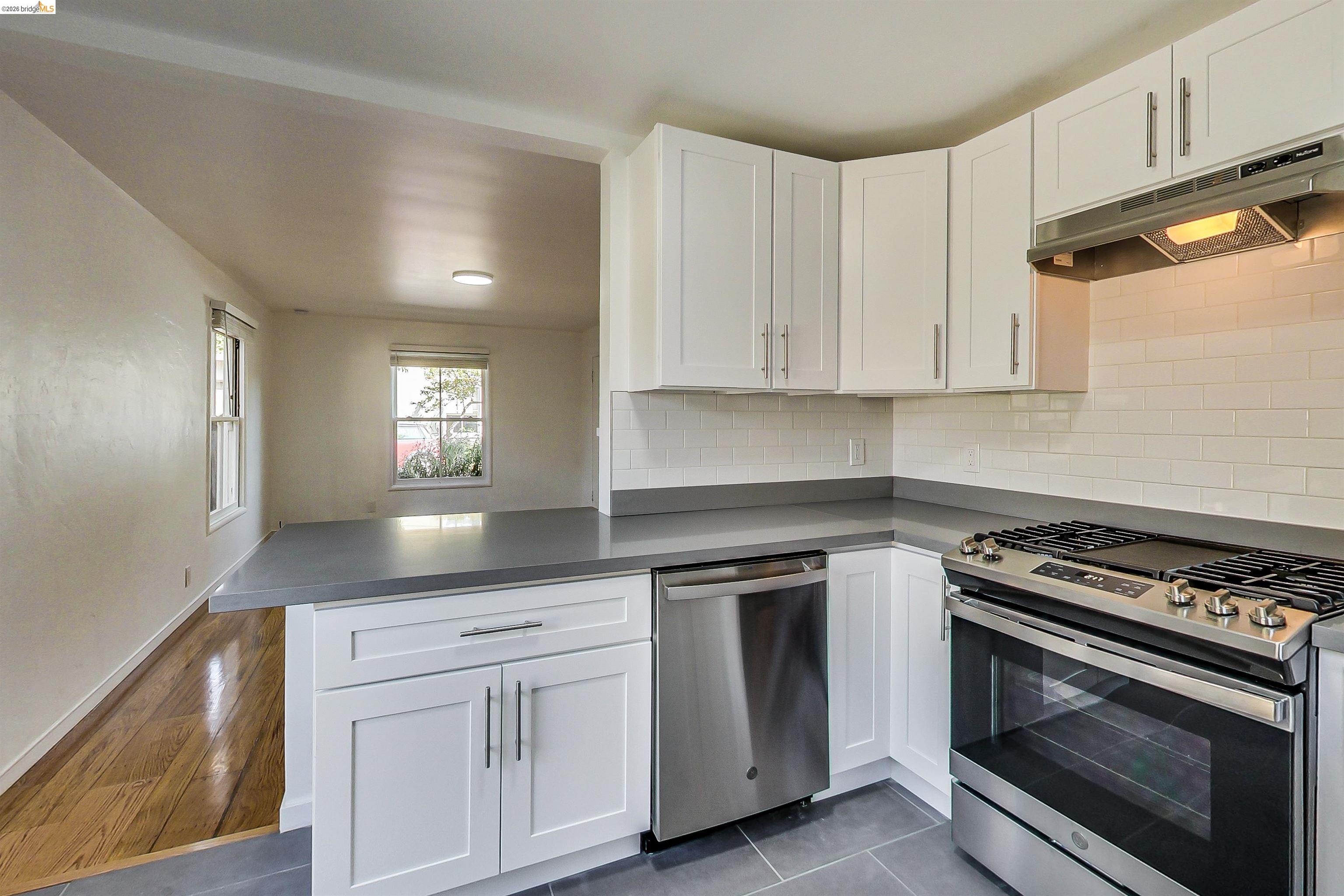 Photo #23: 41133421 Listing: Photo #23