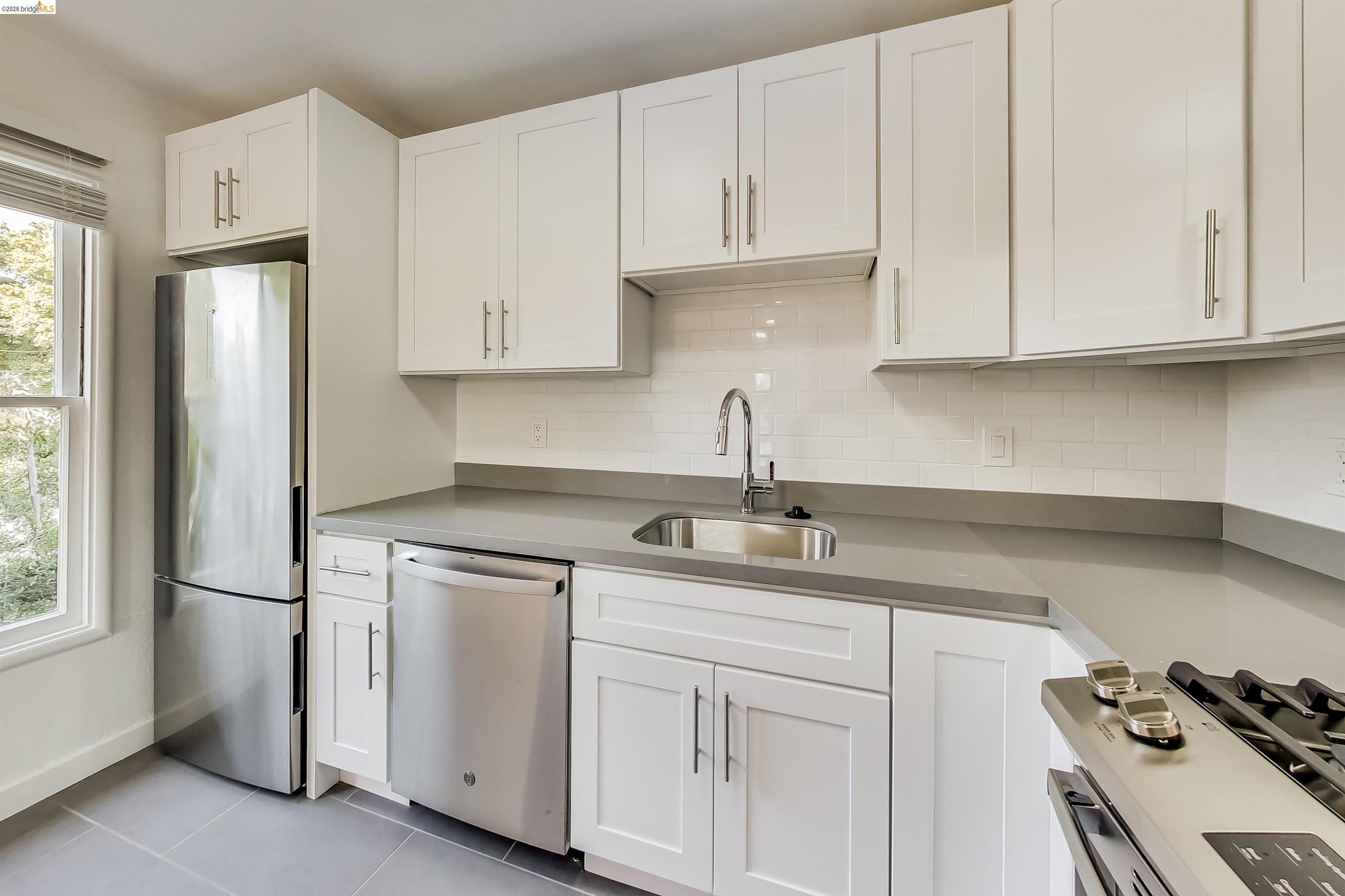 Photo #25: 41133421 Listing: Photo #25