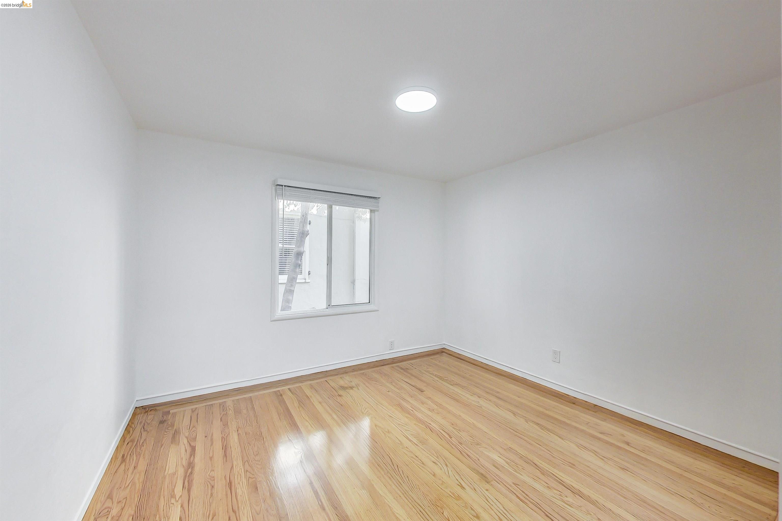 Photo #26: 41133421 Listing: Photo #26