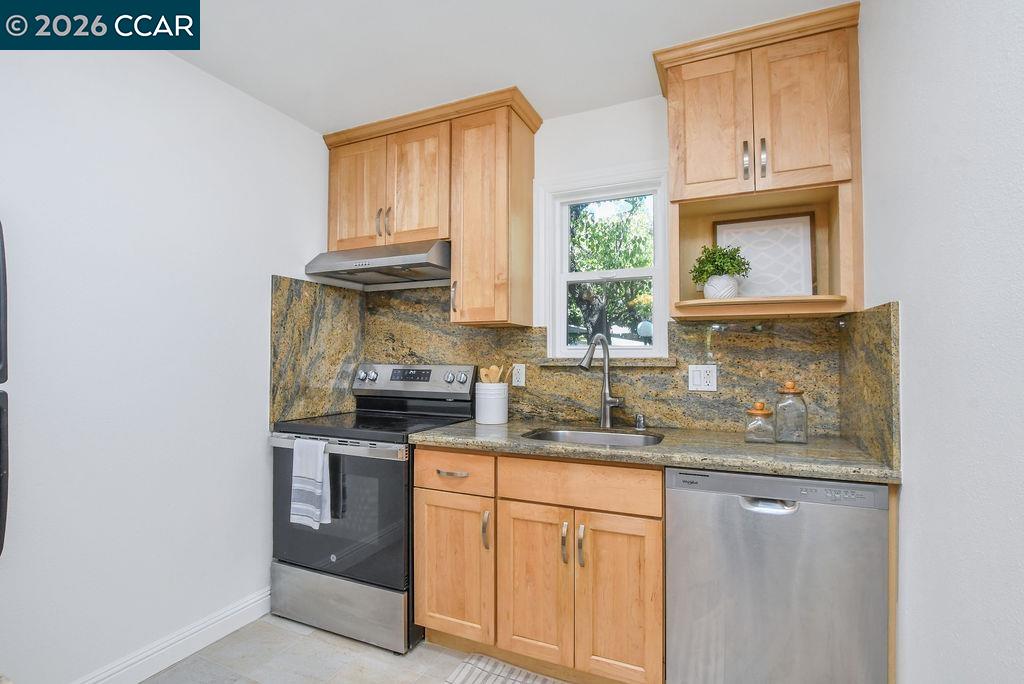 Photo #9: 41133426 Listing: Photo #9