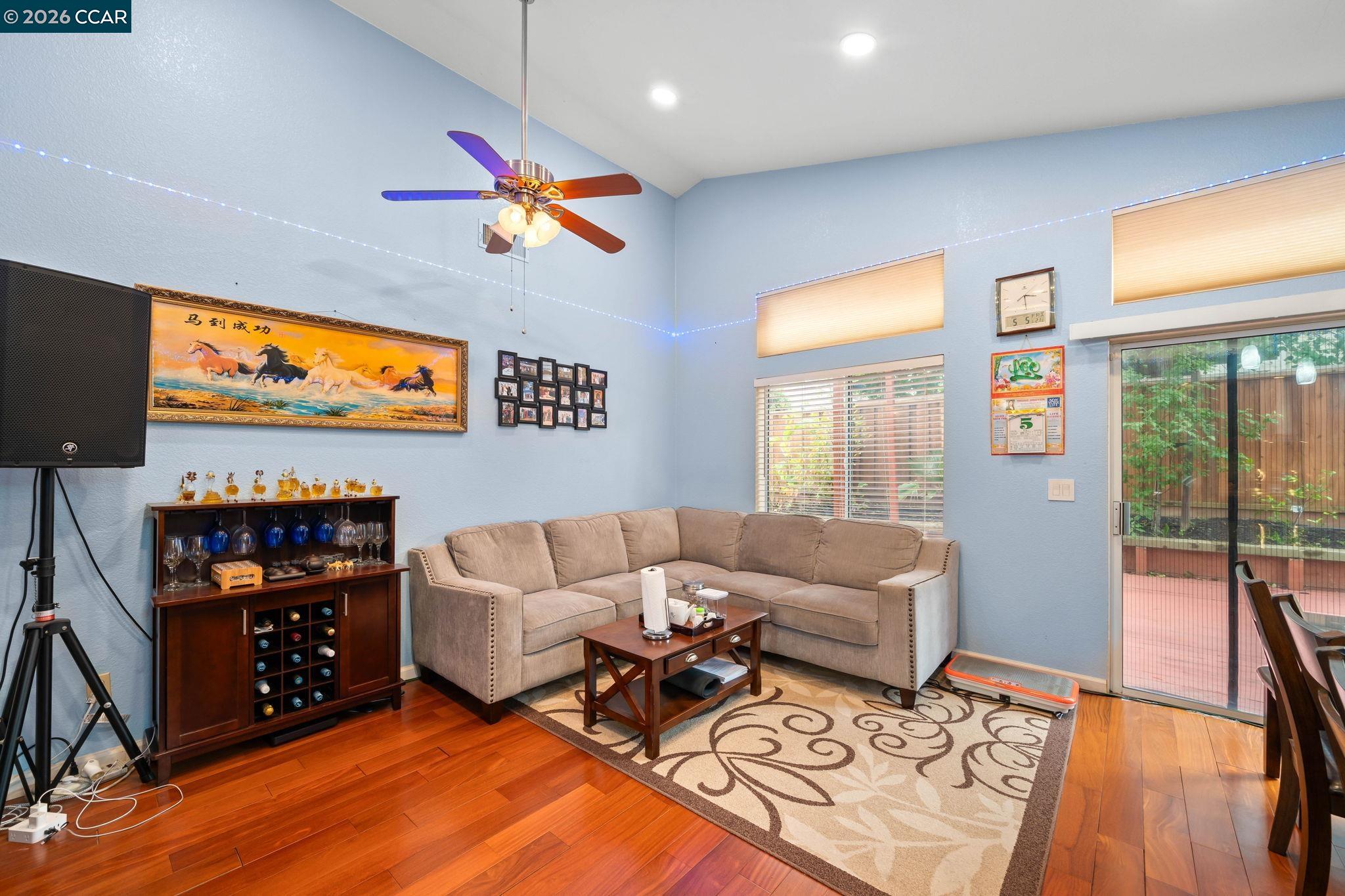 207 Babbling Brook Way, Pittsburg, CA, 94565