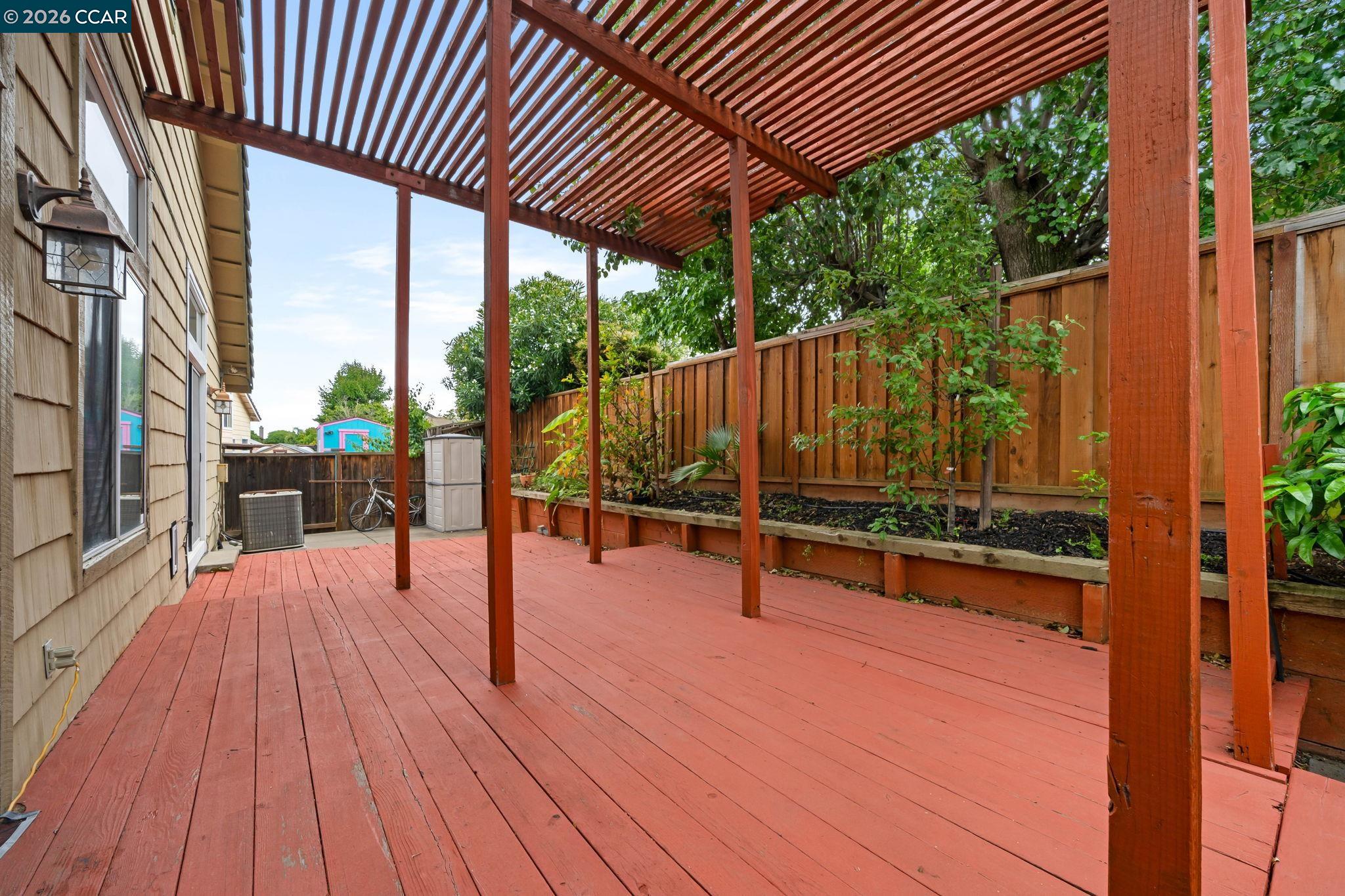 207 Babbling Brook Way, Pittsburg, CA, 94565