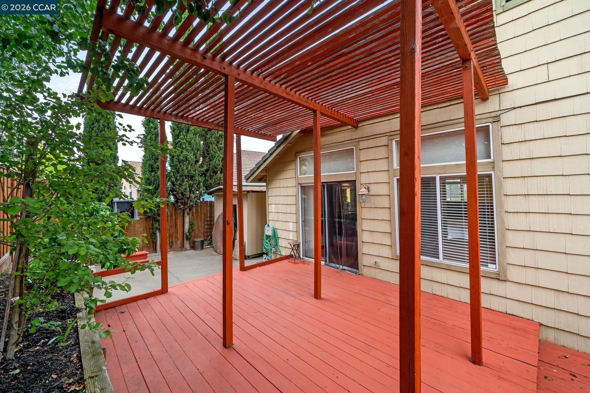 207 Babbling Brook Way, Pittsburg, CA, 94565