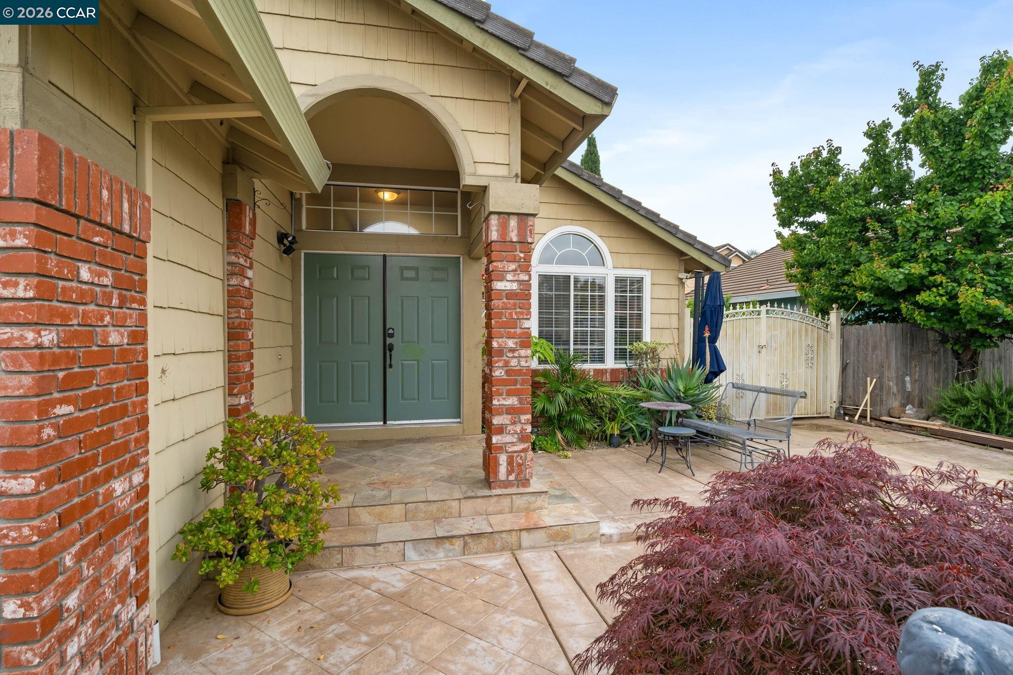 207 Babbling Brook Way, Pittsburg, CA, 94565