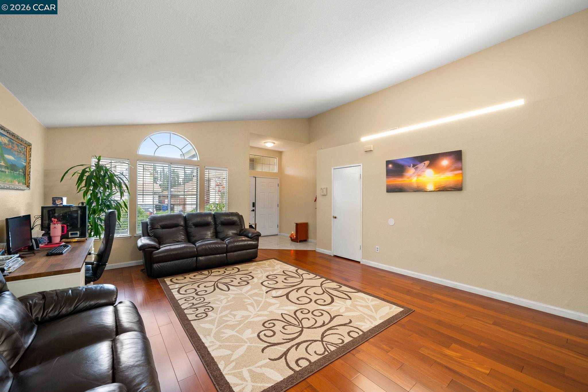 207 Babbling Brook Way, Pittsburg, CA, 94565