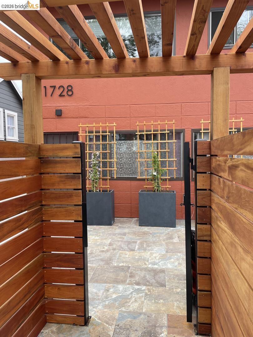Photo #2: 41133433 Listing: Photo #2