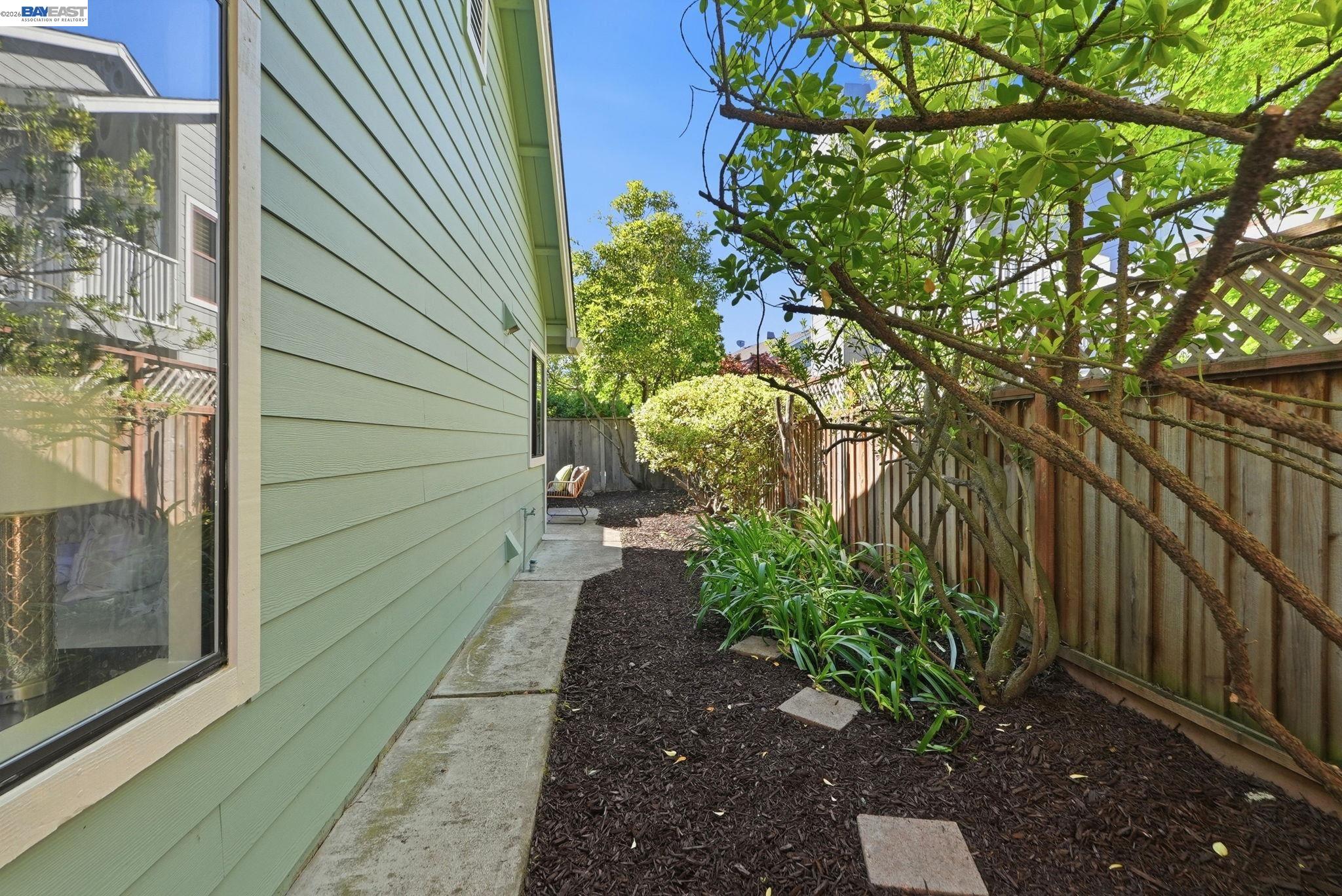 29 Captains Dr, Alameda CA 94502 — photo 34