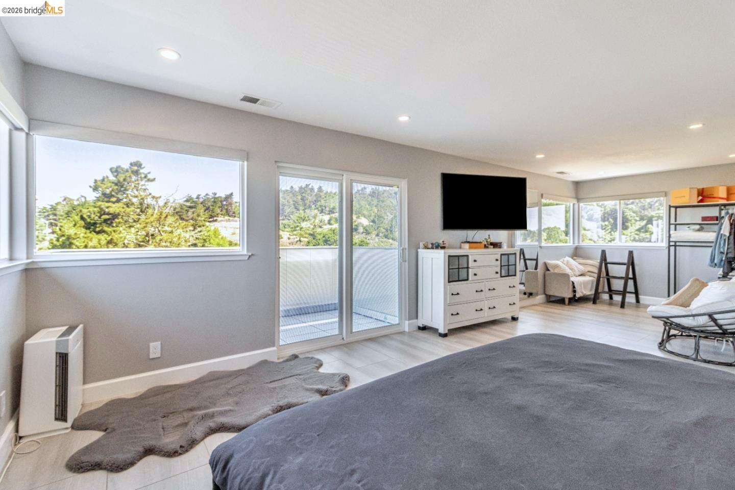 11550 Skyline Blvd, Oakland CA 94619 — photo 31