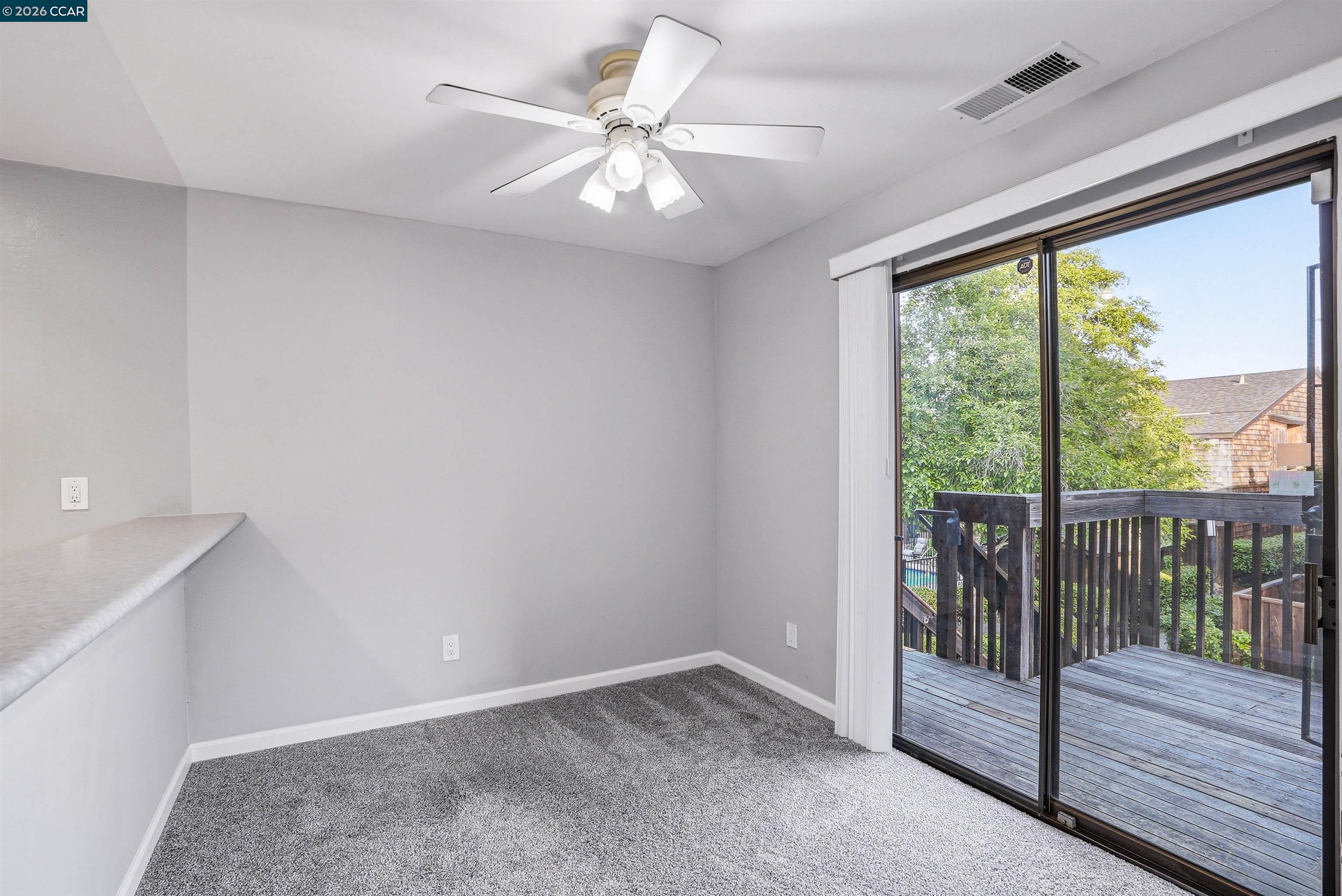 Photo #7: 41133459 Listing: Photo #7