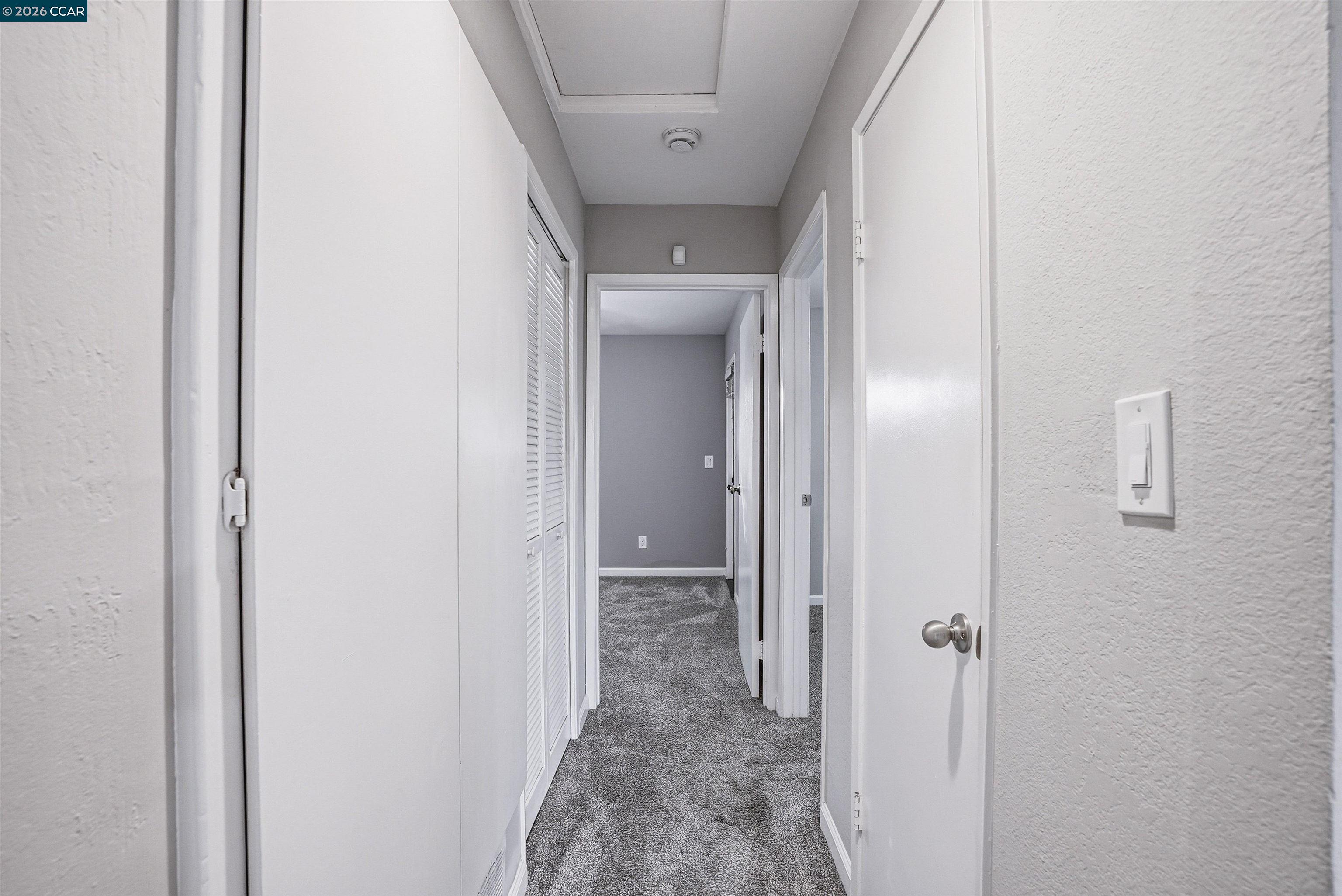 Photo #8: 41133459 Listing: Photo #8