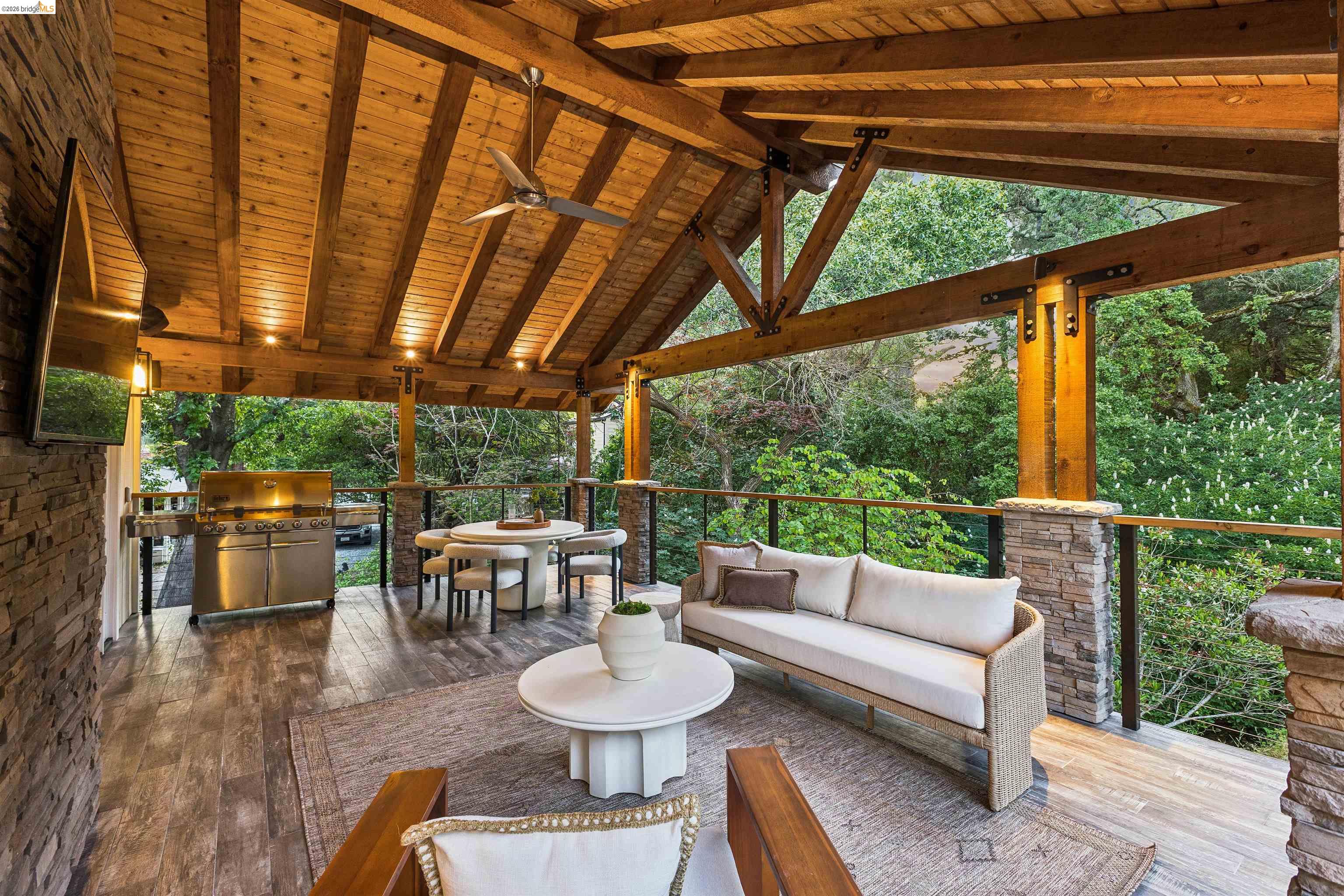 1035 Thompson Rd, Lafayette, CA, 94549